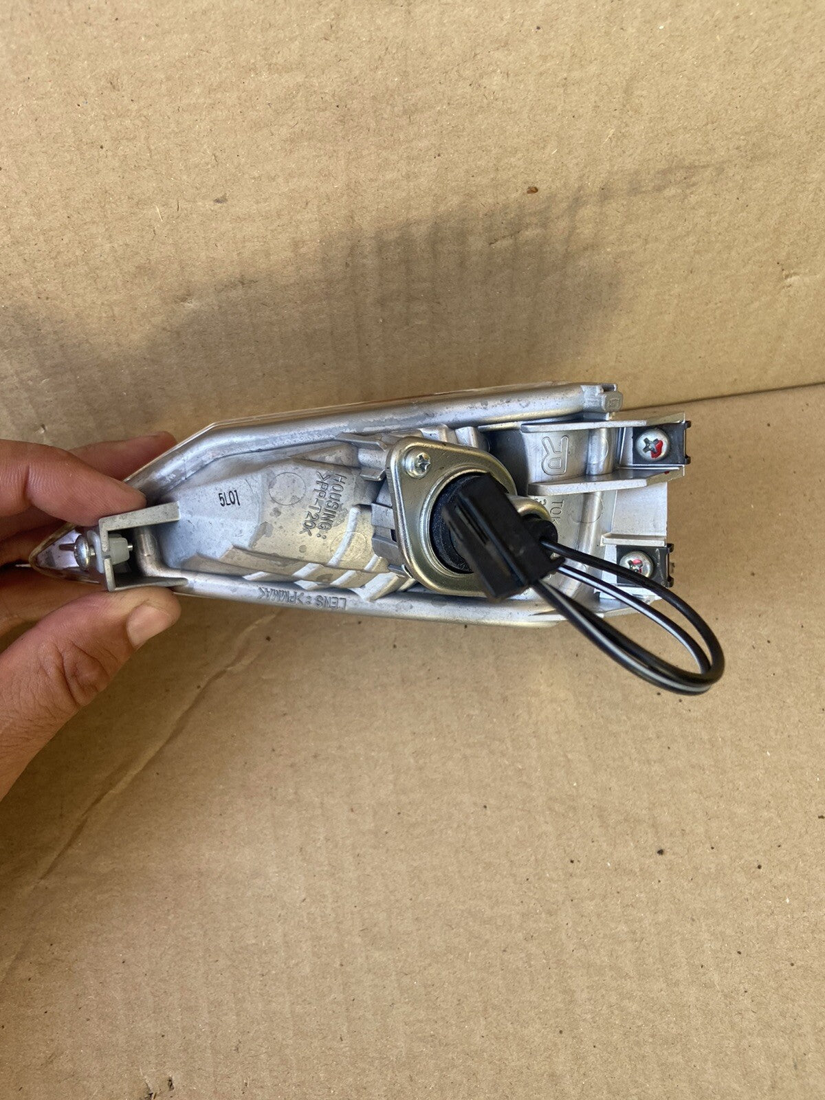 Suzuki GSXR600 GSXR750 Right rear indicator , Genuine OEM 2011 - 2017 Indicator