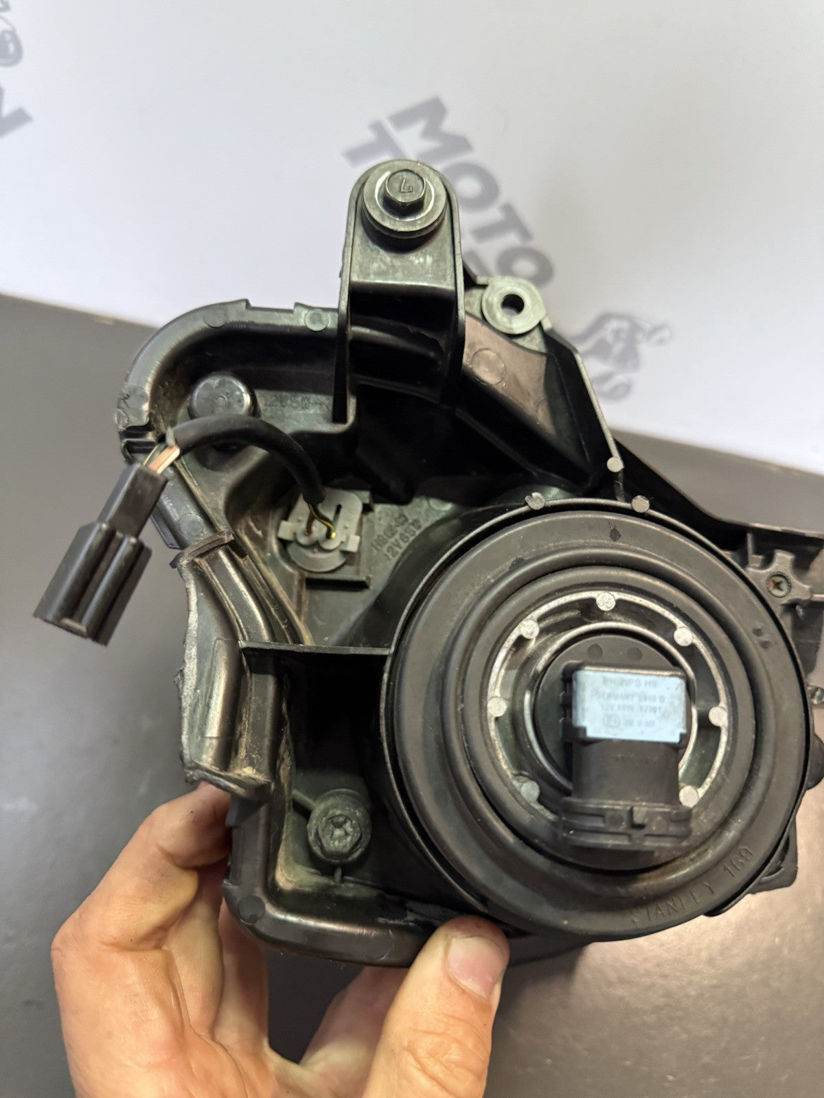 84c79a3f-404c-4ac9-b4e4-e81b04f506b2