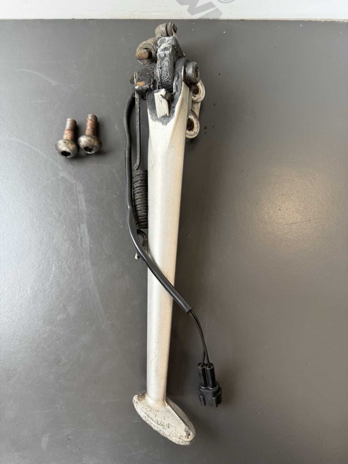 TRIUMPH STREET TRIPLE 675R Kick Stand Side Stand 2013-2016 675R Side Stand Kick