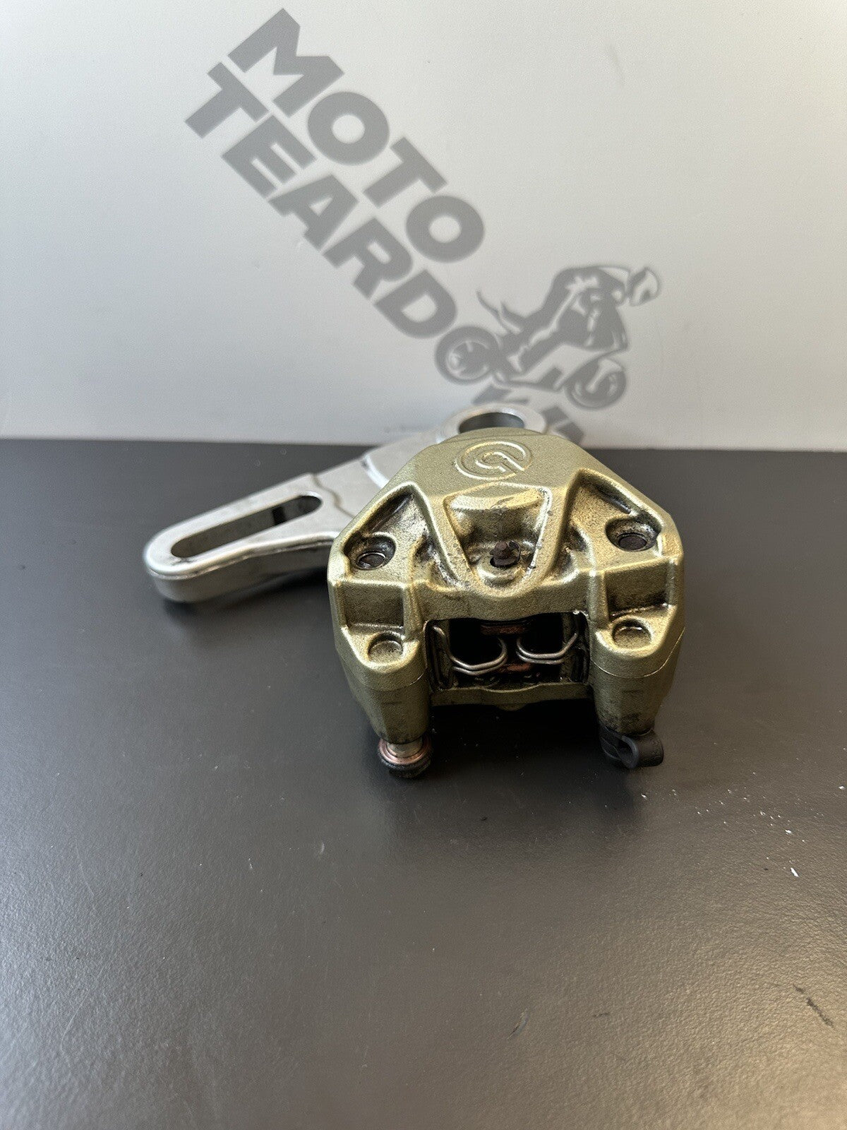 Aprilia Tuono V4 1100 FACTORY BREMBO Rear Brake Caliper & Hanger RSV4 OEM 2017