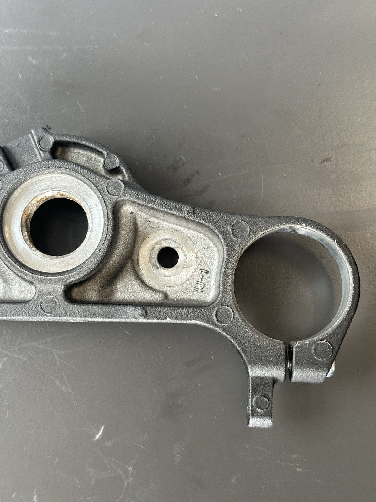 YAMAHA MT09SP MT-09 SP Top Yoke Top Clamp Upper Yoke B7N-23435-00 2021-2023 OEM