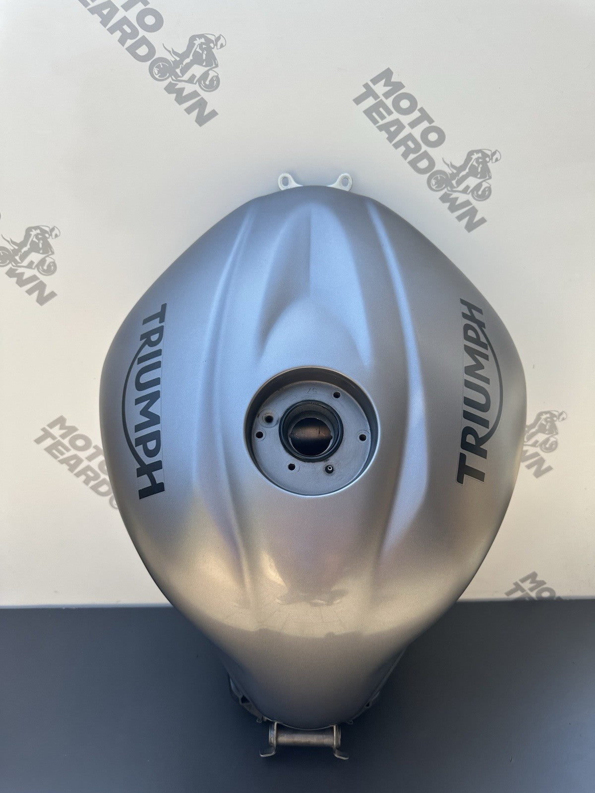Triumph Street Triple 675R Fuel Tank Petrol Tank 2015 OEM *UK ONLY* 675R Tank