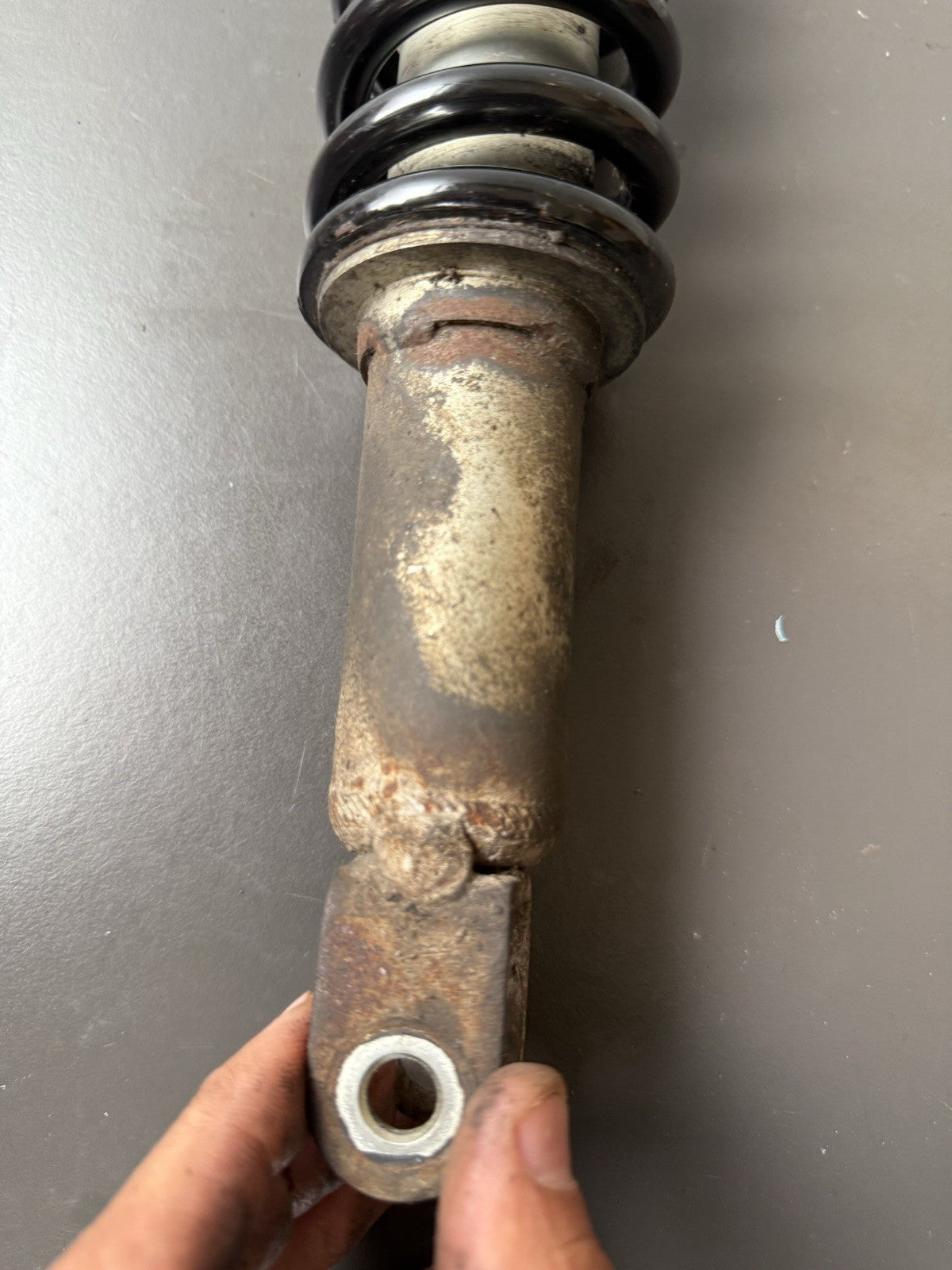 Suzuki GSXS 125 Rear Shock Absorber 2017-2021 SUZUKI GSXS 125 REAR SHOCK OEM