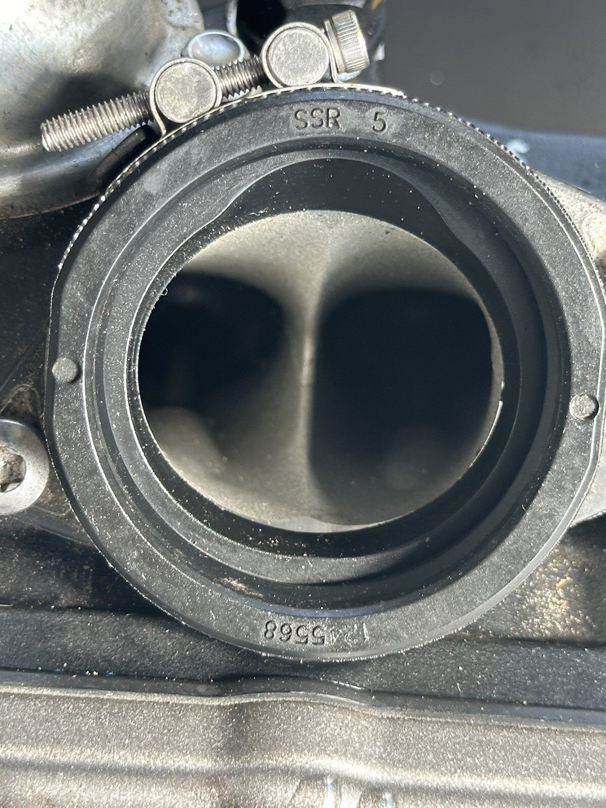 3b6728d5-00cf-4656-944c-e76ff39ed1b8