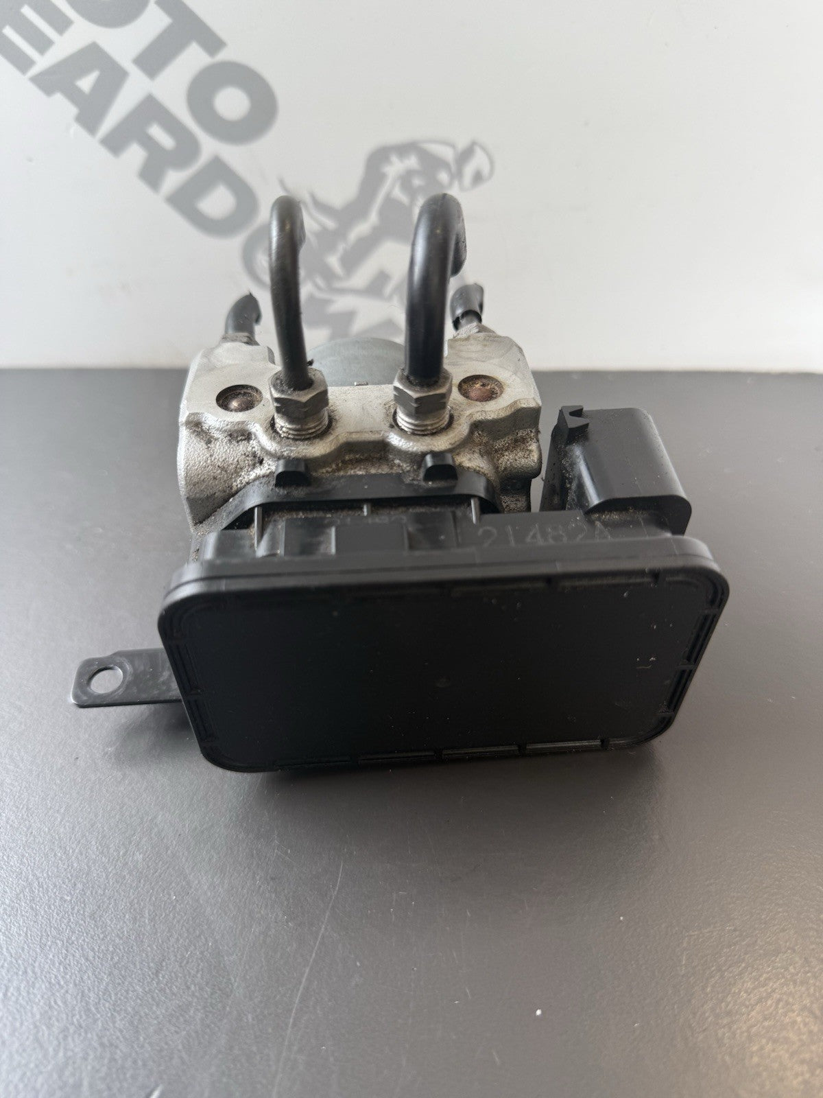 Triumph Street Triple 675 R 2015 ABS Pump Module Brake Pump 2013-2016 OEM Rear
