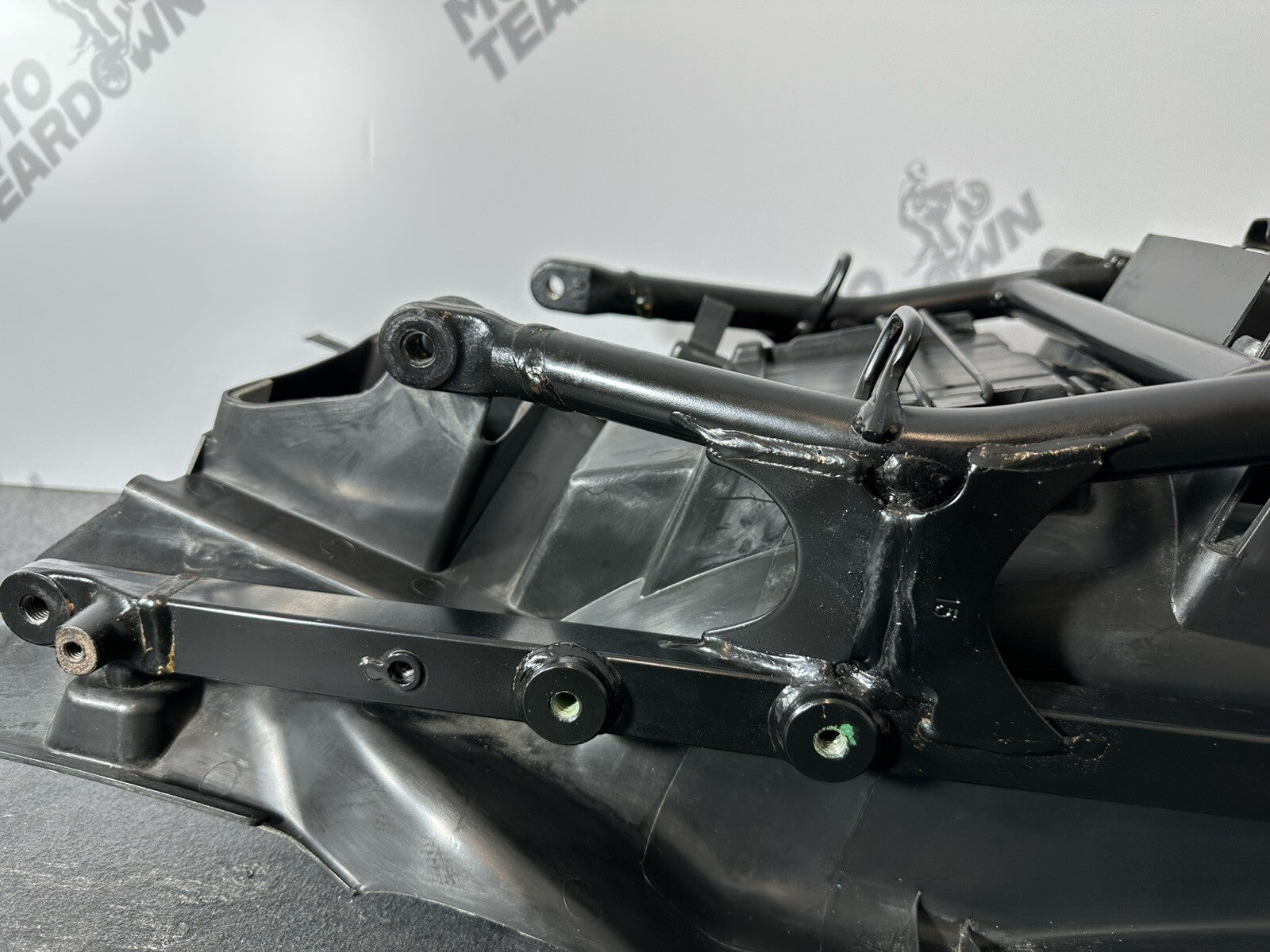 Suzuki GSXR 1300 2016 HAYABUSA Subframe & Undertray Rear Frame 18408 Miles OEM