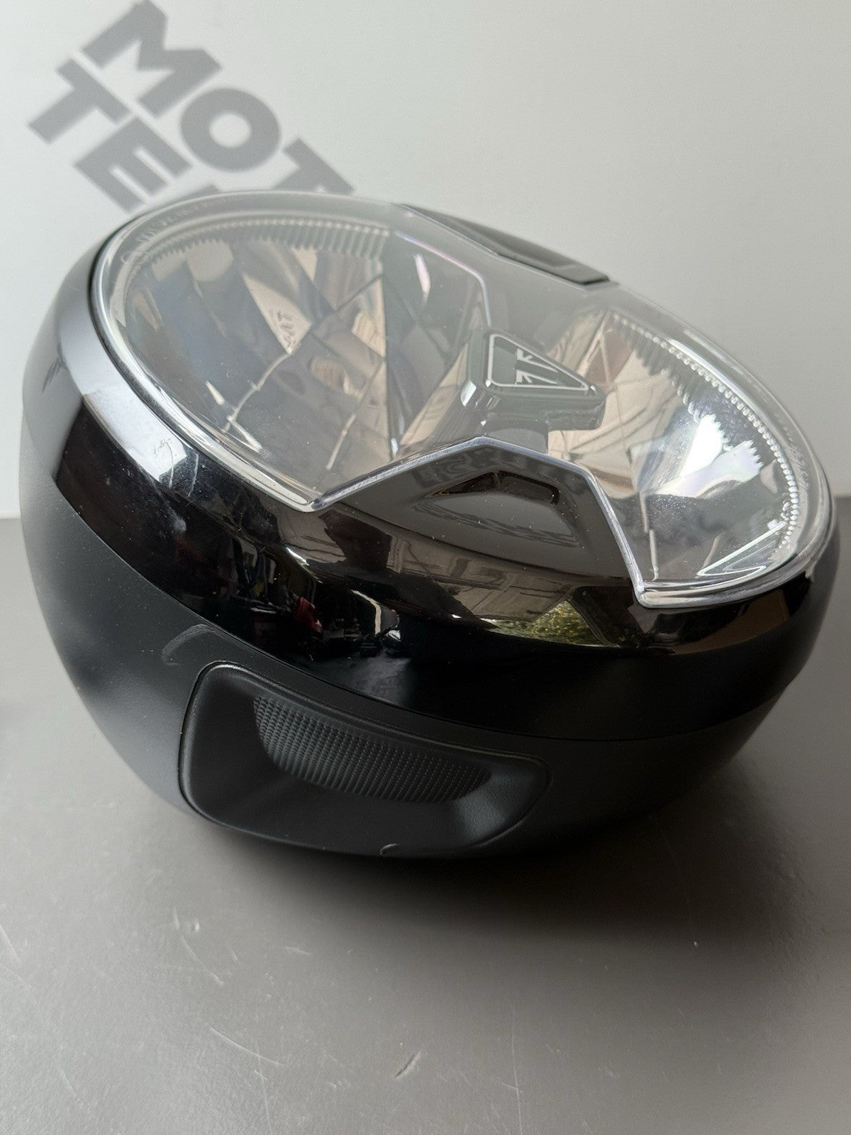 TRIUMPH TRIDENT 660 HEADLIGHT YEAR 2021-2024 Trident 660 Headlight OEM