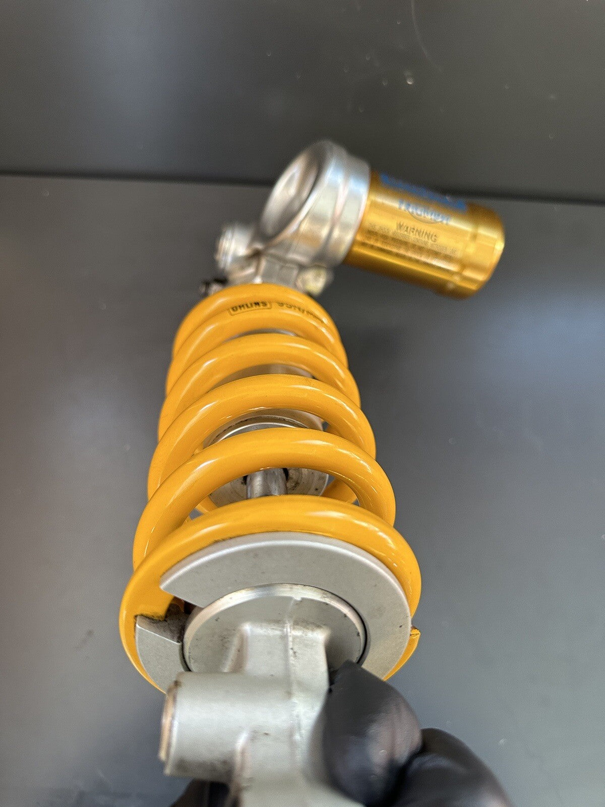 TRIUMPH STREET TRIPLE 765RS OHLINS REAR SHOCK 2017 - *UK ONLY* Ohlins Rear Shock