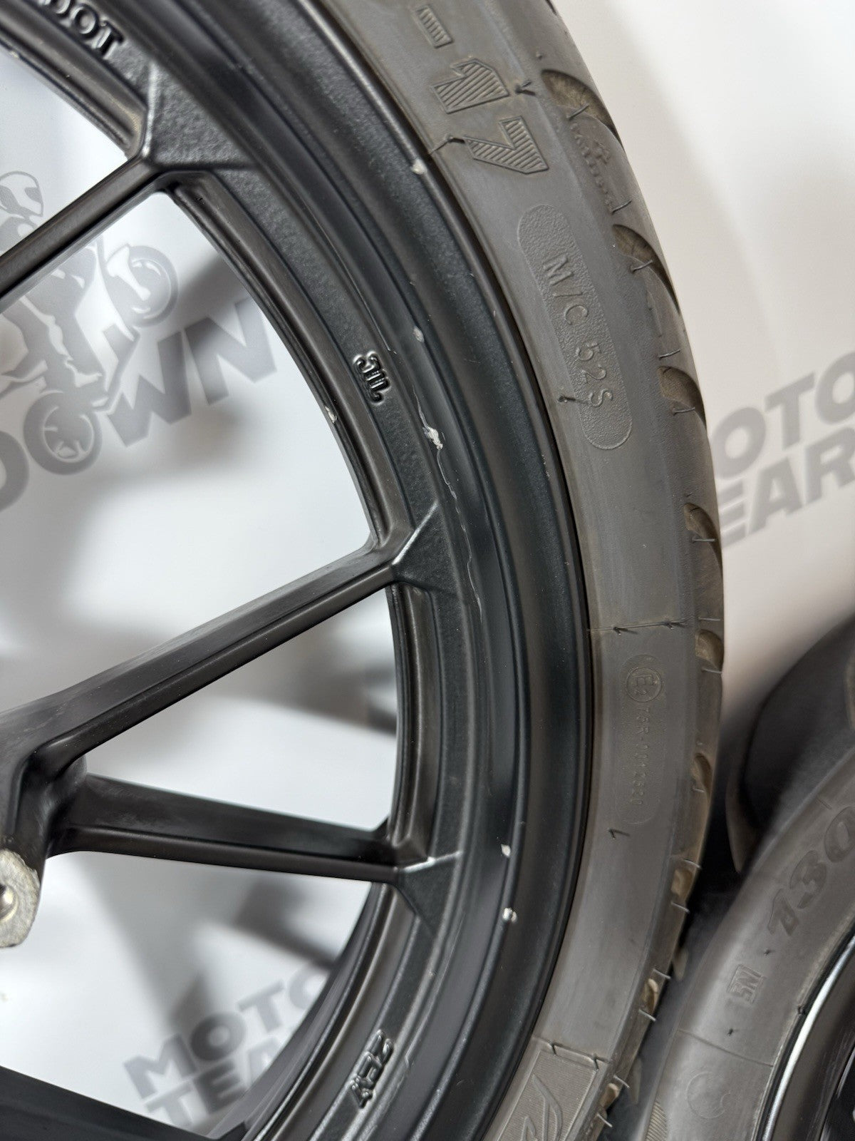 Yamaha YZF R125 R 125 2014 Front Rear Wheels Pair & Tyres 26983 Miles 2008-2018