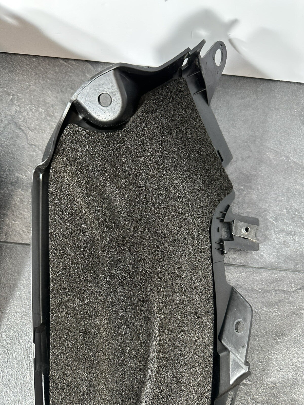 Suzuki GSXR 1300 2016 HAYABUSA Side Fairing Infill Tank Panels 18408 Miles OEM