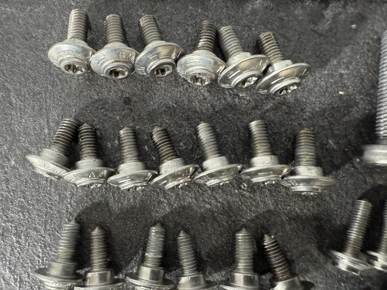 daf6581f-41c0-477d-af37-a2db4bba39d7