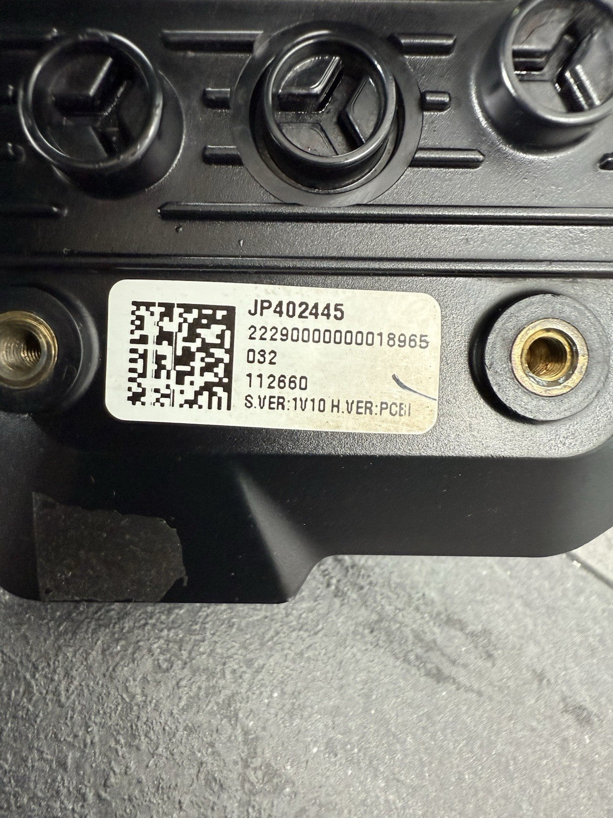 aeb30576-1153-4a14-9dbf-b3e0882b2a9a