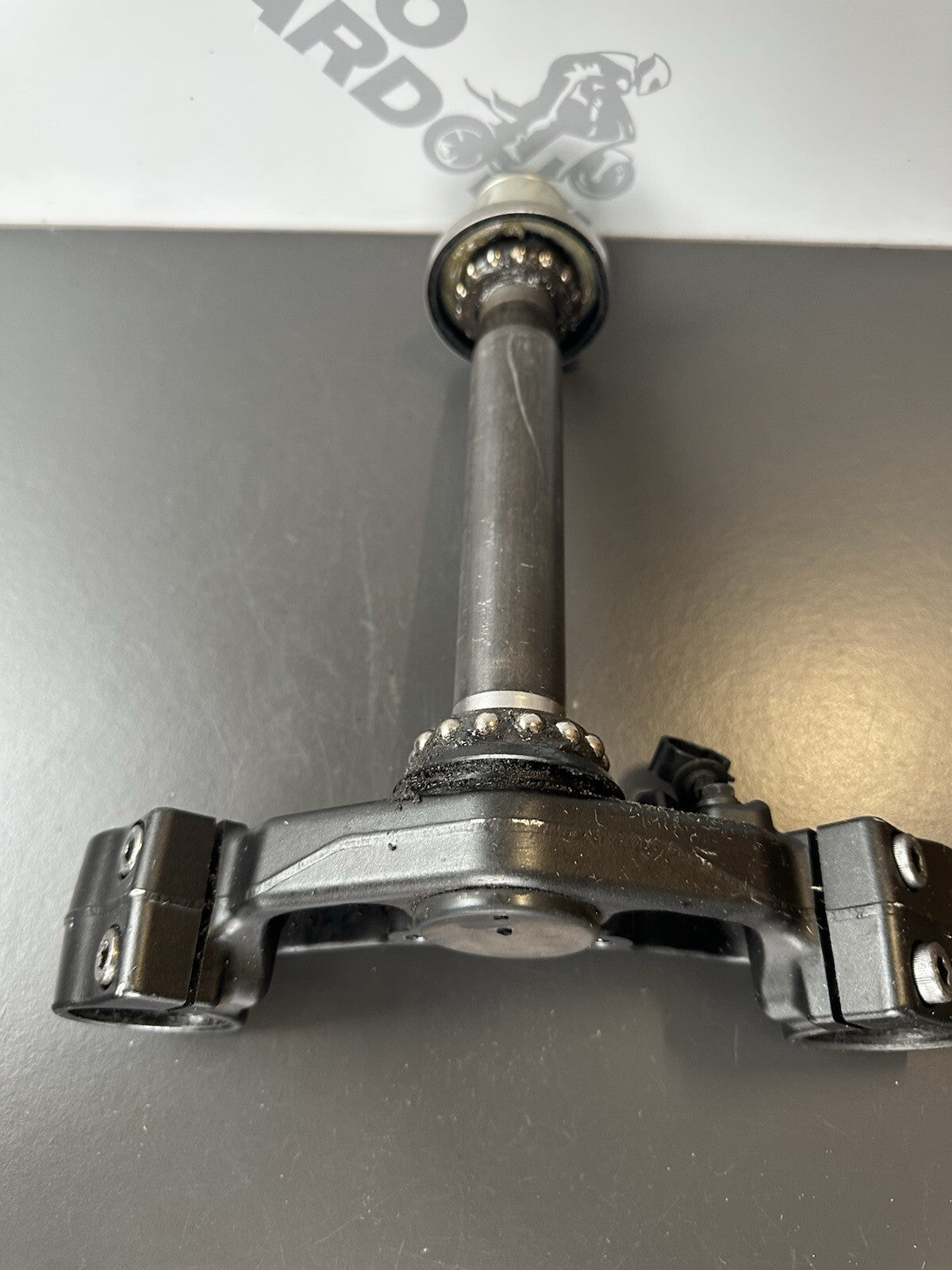 Yamaha MT-07 Yamaha MT07 Bottom lower fork yoke clamp 2014-2017 Lower Yoke OEM