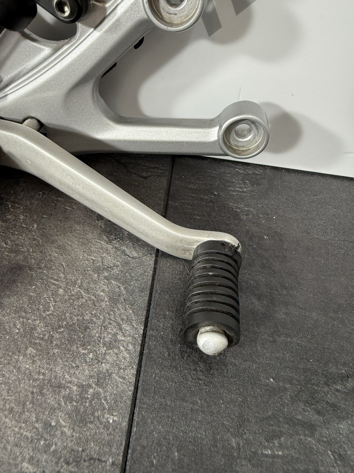 Yamaha YZF R125 R 125 2014 Right Rearset Footrest Brake MC 26983 Miles 2008-2018