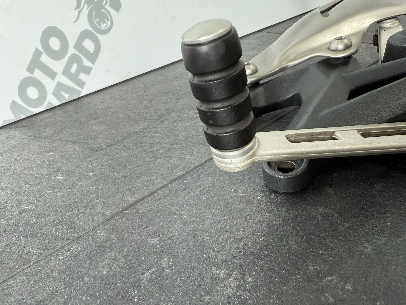 6d244ae6-e96d-4fdf-8900-8da9ccd00992