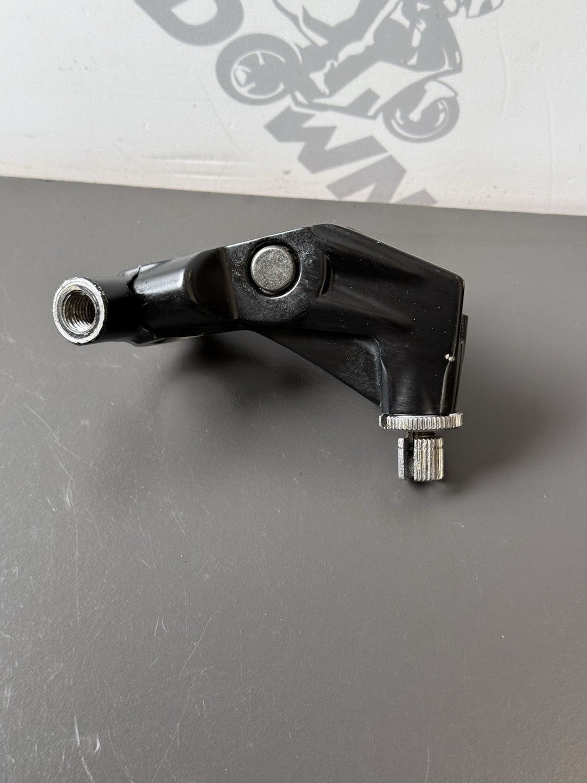 TRIUMPH TRIDENT 660 CLUTCH PERCH CLUTCH BRACKET YEAR 2021-2024 OEM