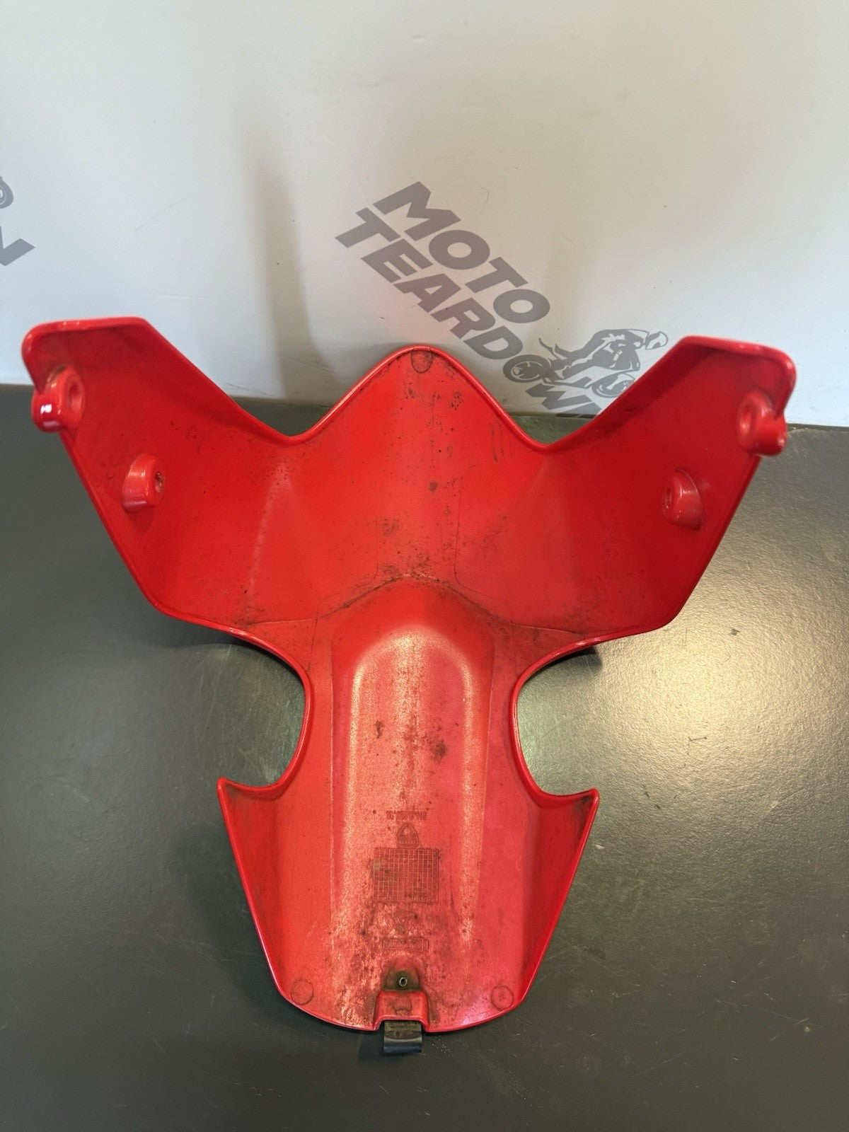 c214b985-9c7b-4aec-86b3-a39394f75563