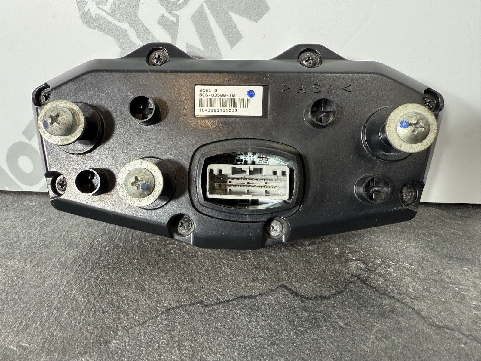 88234533-2b79-44a1-914b-97095287343d