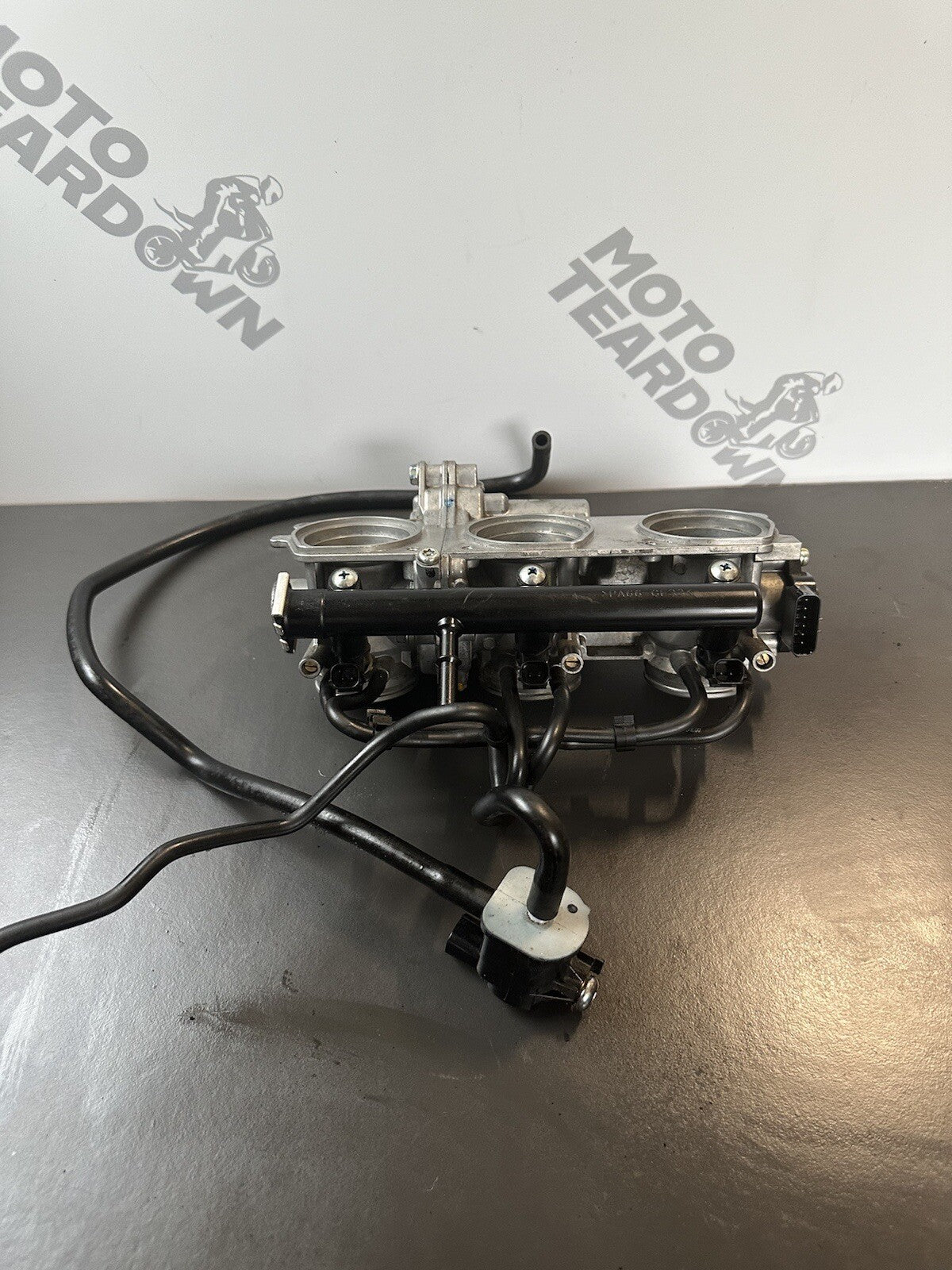 TRIUMPH STREET TRIPLE 765 RS 2017 Throttle Bodies 27,946 M 765RS Throttle Bodies