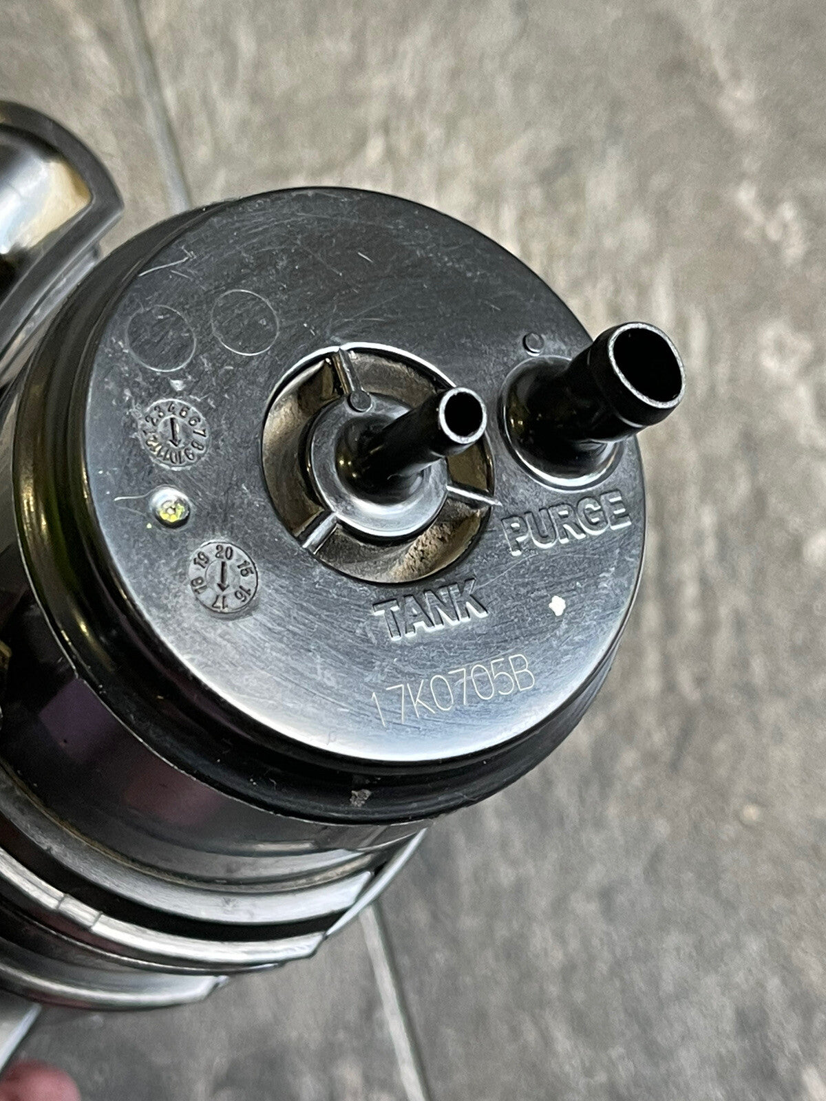 Aprilia Tuono V4 1100 Factory Charcoal EVAP Canister Vacuum 2018 OEM 6029 Miles