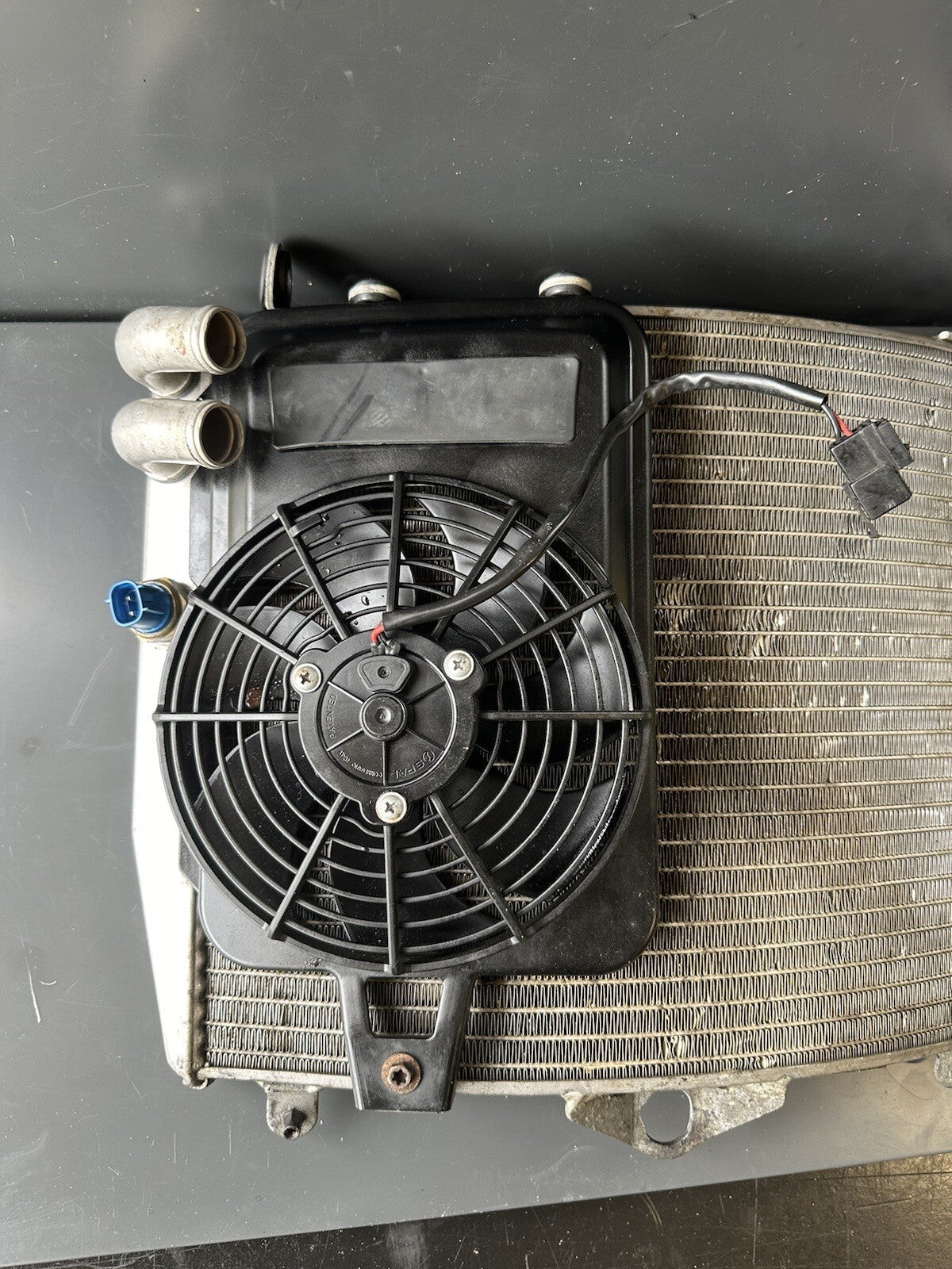 KTM 1190 RC8 Radiator And Fan 69035010033 KTM 1190 Radiator And Fan OEM 2010
