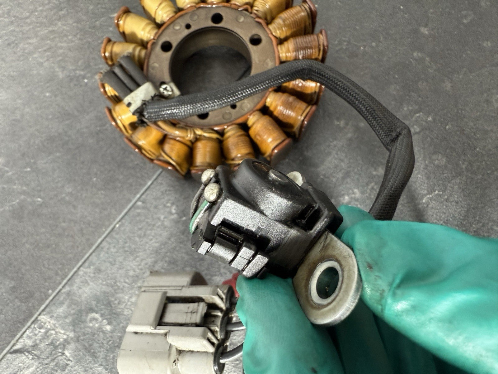 Triumph Street Triple 765 R 2017 Stator Magneto 18498 Miles 2018-2021 765 RS OEM