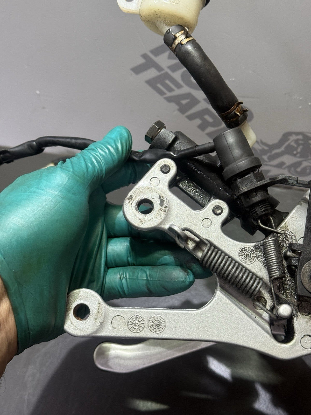 99f5a2f4-89a8-4a71-bc59-55ef80d702ee