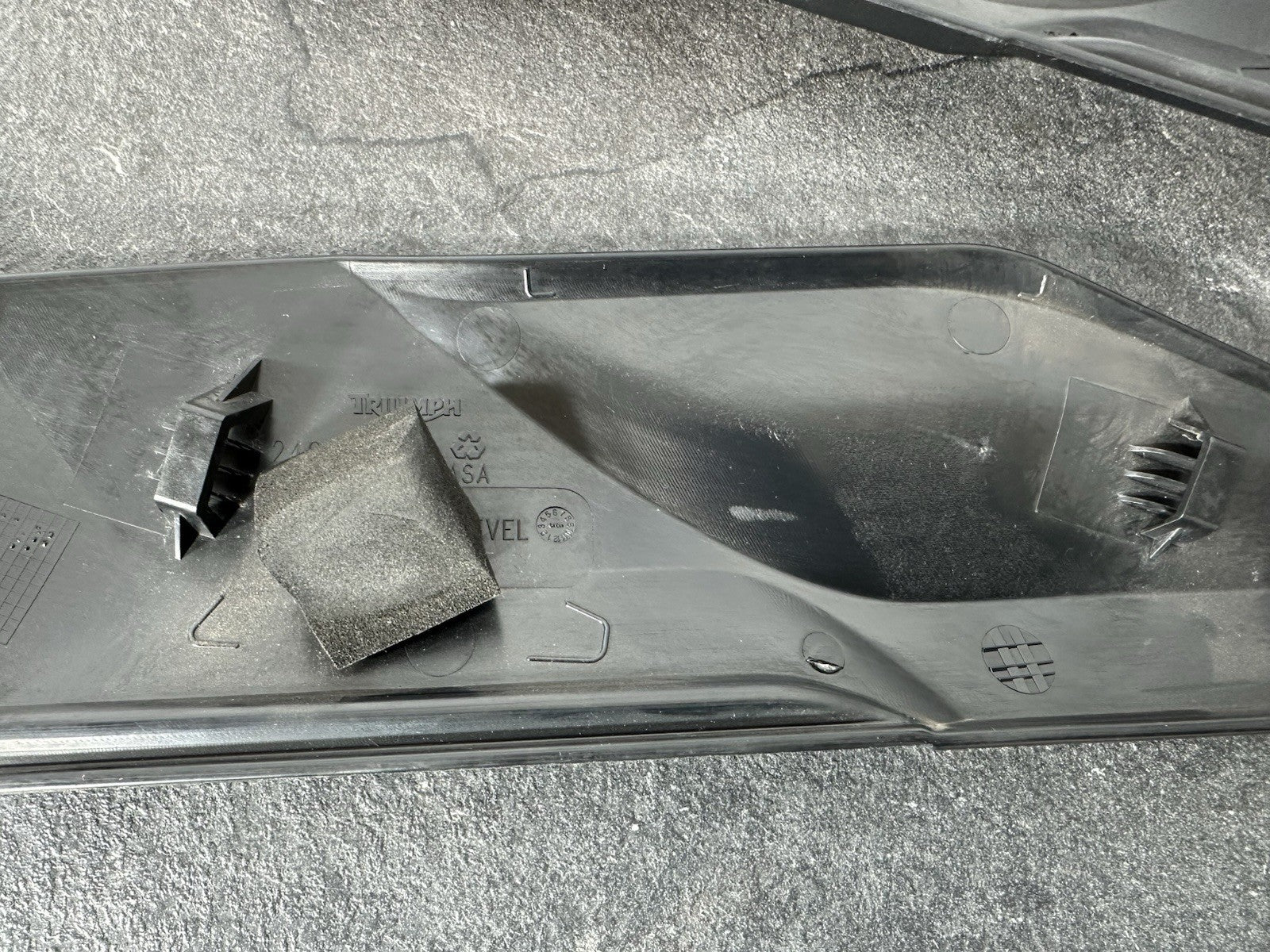 Triumph Street Triple 675 R 2015 Tank Side Panels Inserts Fairing 2013 16470m