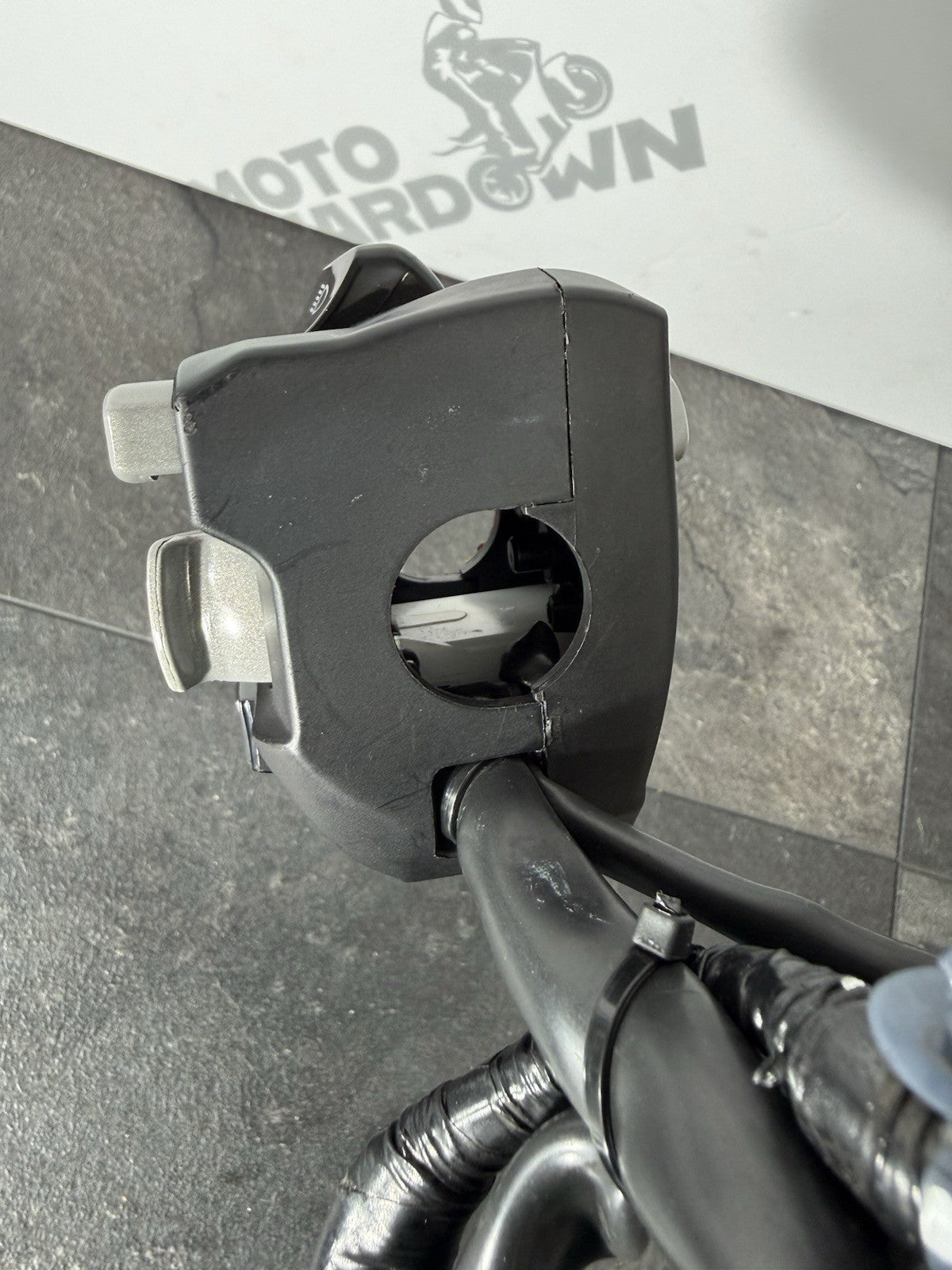 b0207fed-4eac-41d4-a289-acd5bfa7b9a8