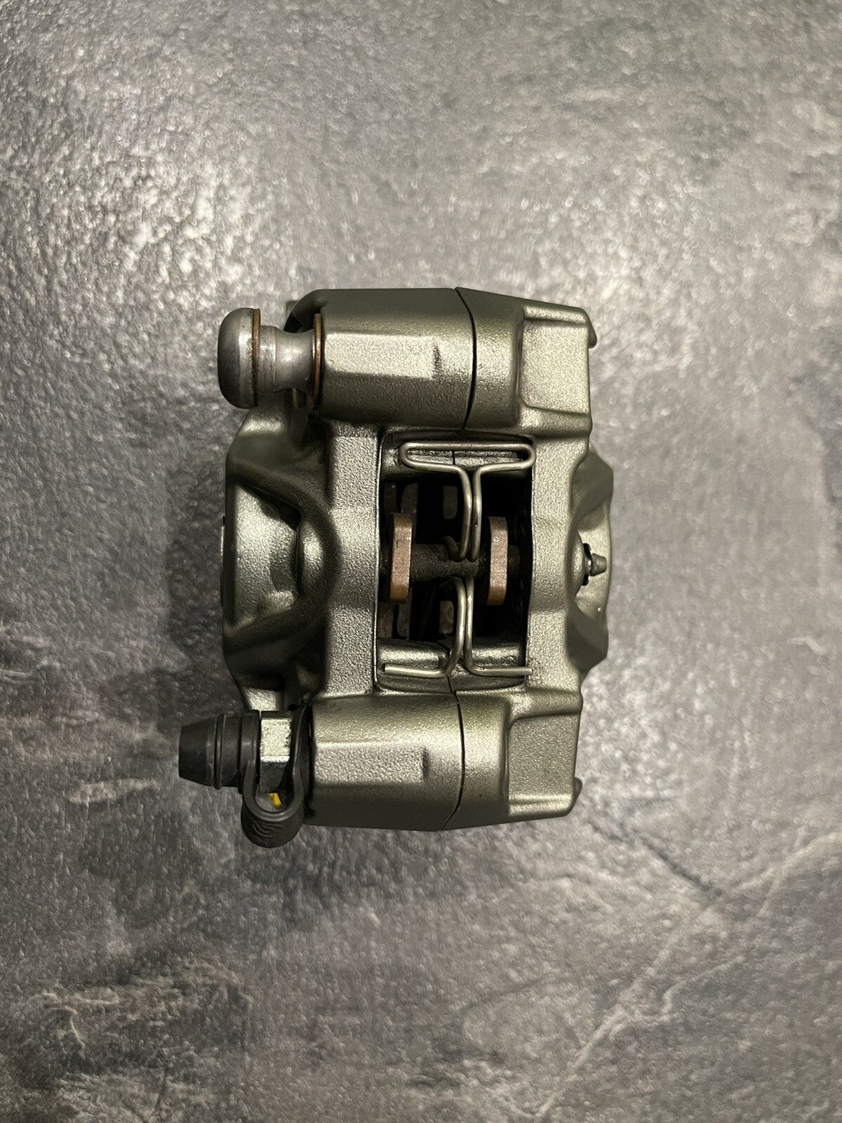 KTM Superduke R 1290 2018 2019 BREMBO Rear Brake Caliper Pads Only 8115 Miles