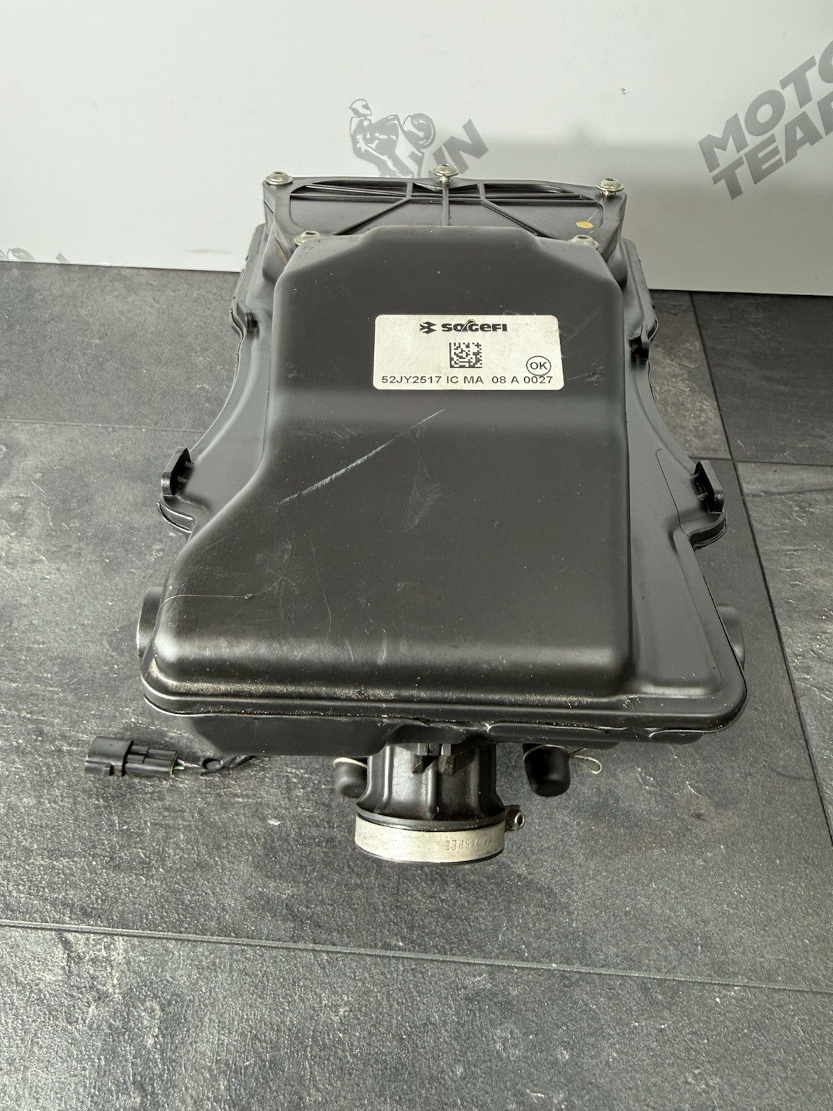 c8c211f3-2e7e-4314-ba8e-0a9bdab0776e