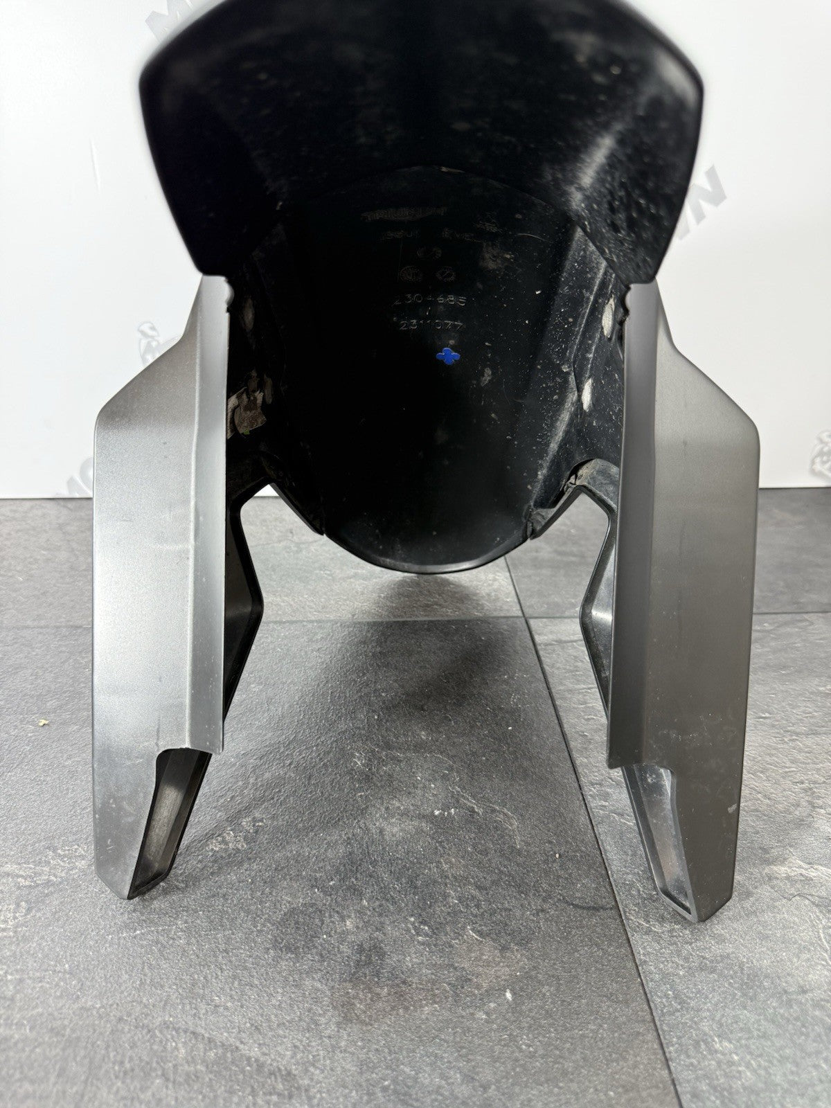 Triumph Street Triple 765 RS 2021 Front Mudguard Fender 21650 Miles 2020-2022