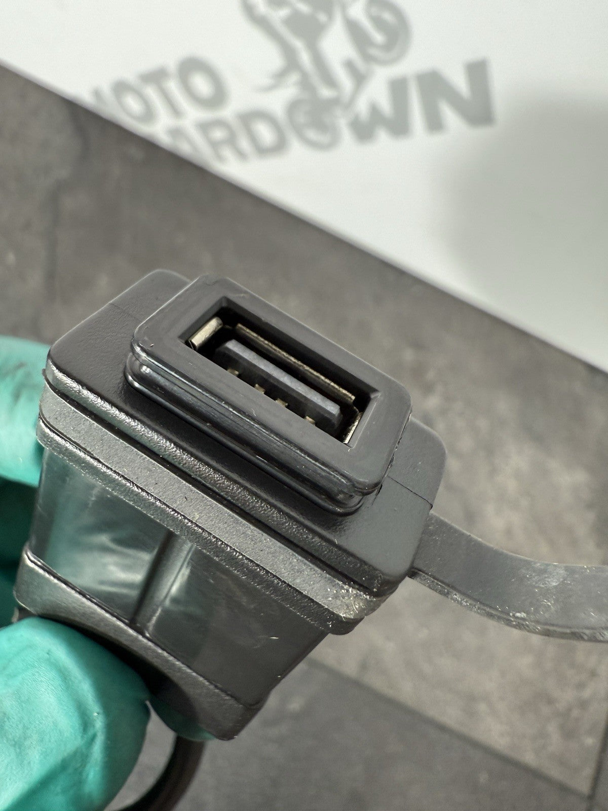 Triumph Street Triple 765 RS 2021 USB Socket Connector 21650 Miles 2020-2022 OEM