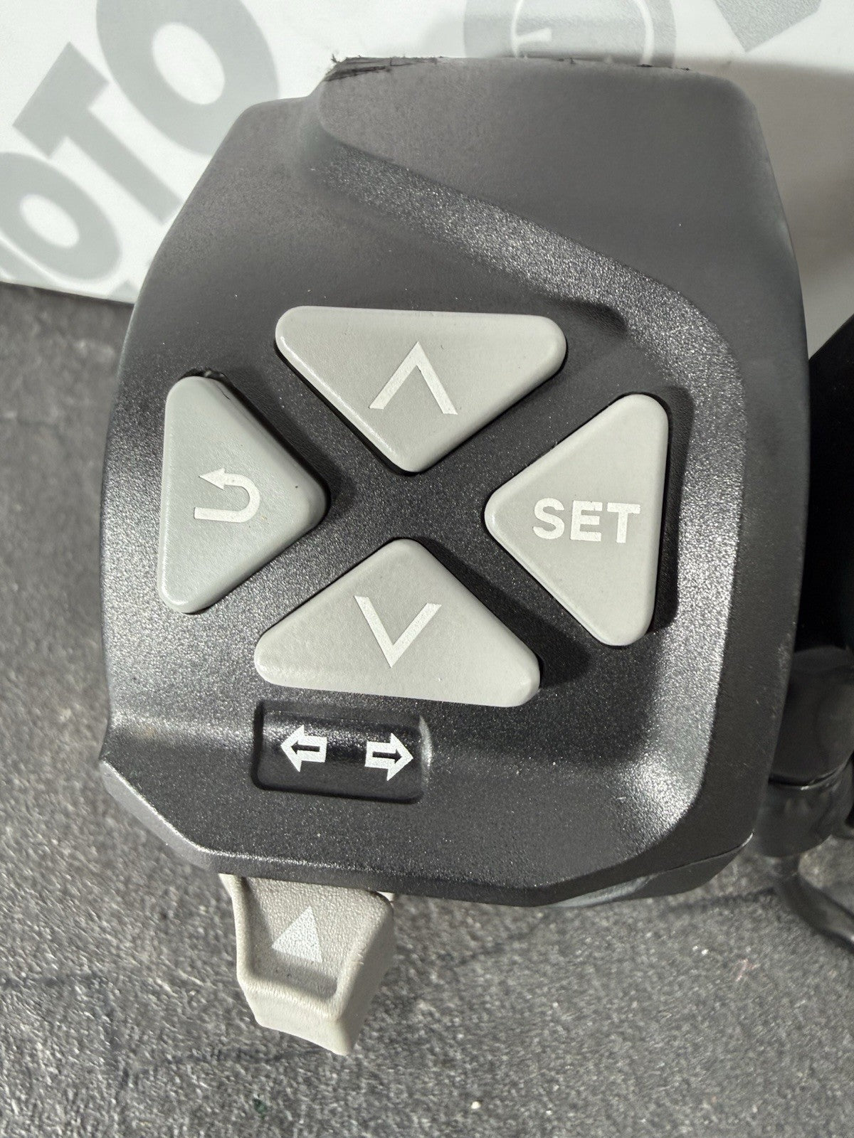 feb3e95c-9cda-4adf-8ff9-8f14114b6949