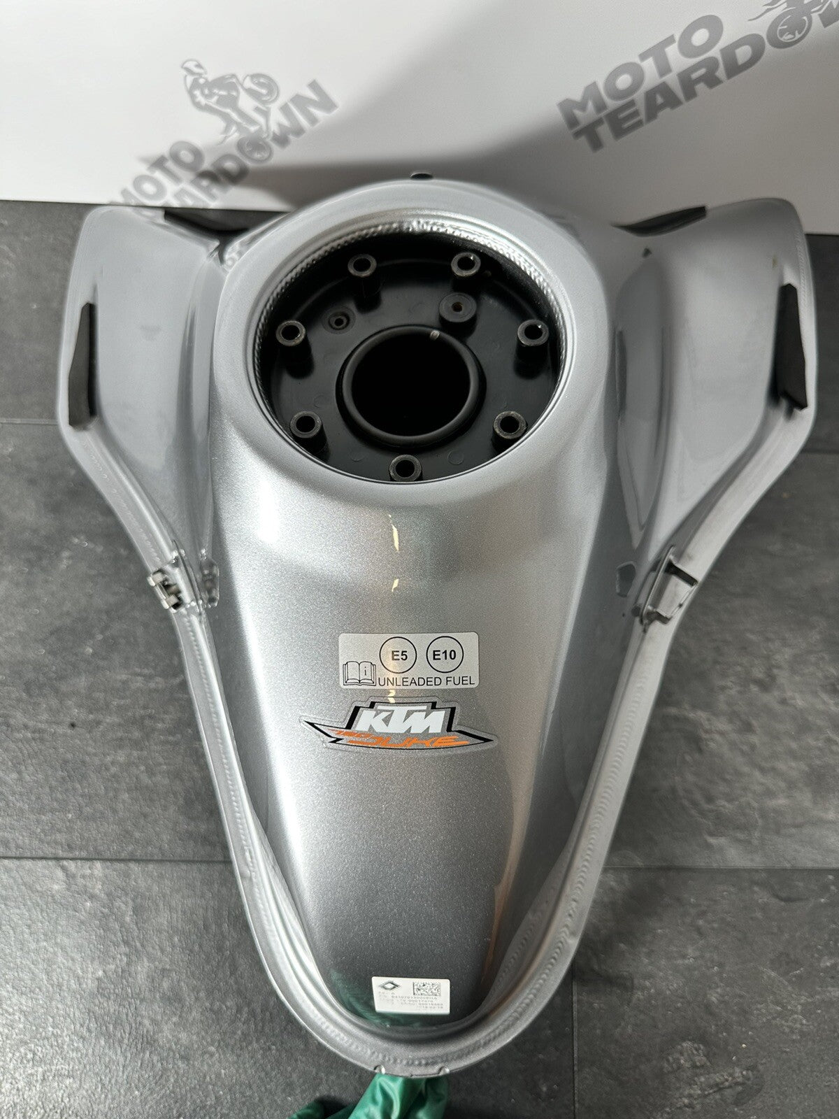 KTM 790 Duke 2020 Fuel Tank Petrol Tank Silver 3766 Miles 2018 2019 OEM *UK ONLY