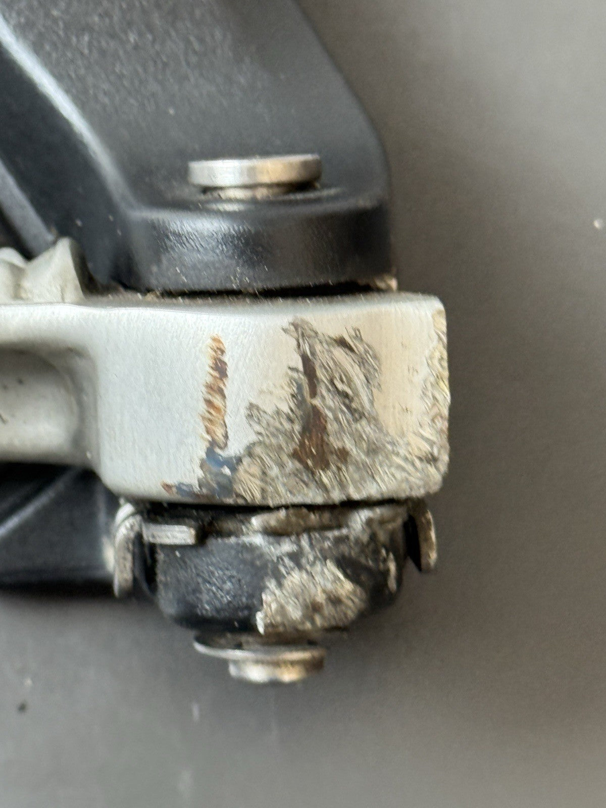 TRIUMPH TRIDENT 660 Right Rear Footrest Hanger - T2086606 2021-2024 RT Footrest