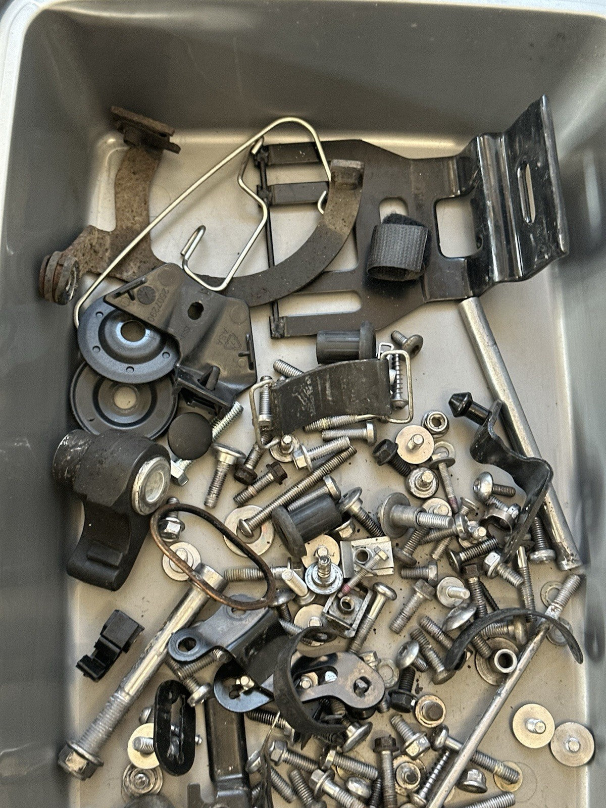 TRIUMPH SPEED TRIPLE 1050 2011-2015 NUTS BOLTS SPARES Job Lot Bolts 1050 Job Lot