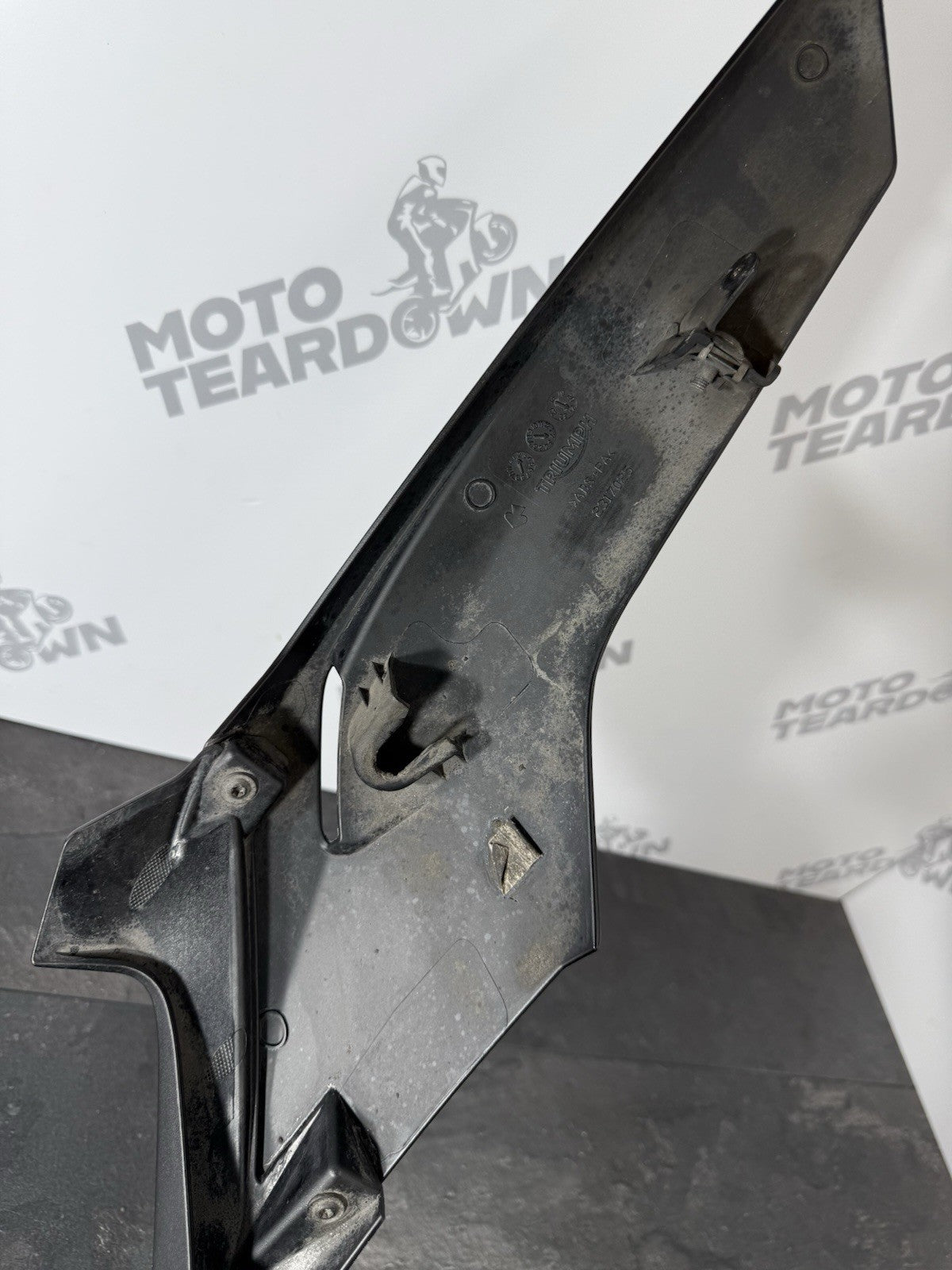 Triumph Street Triple 765 RS 2021 Belly Pan & Brackets 21650 Miles 2020-2022 OEM