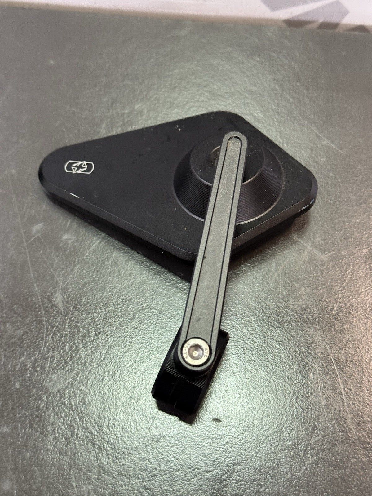 0e8d8ada-28b1-4290-8dee-6784ec41a5b0