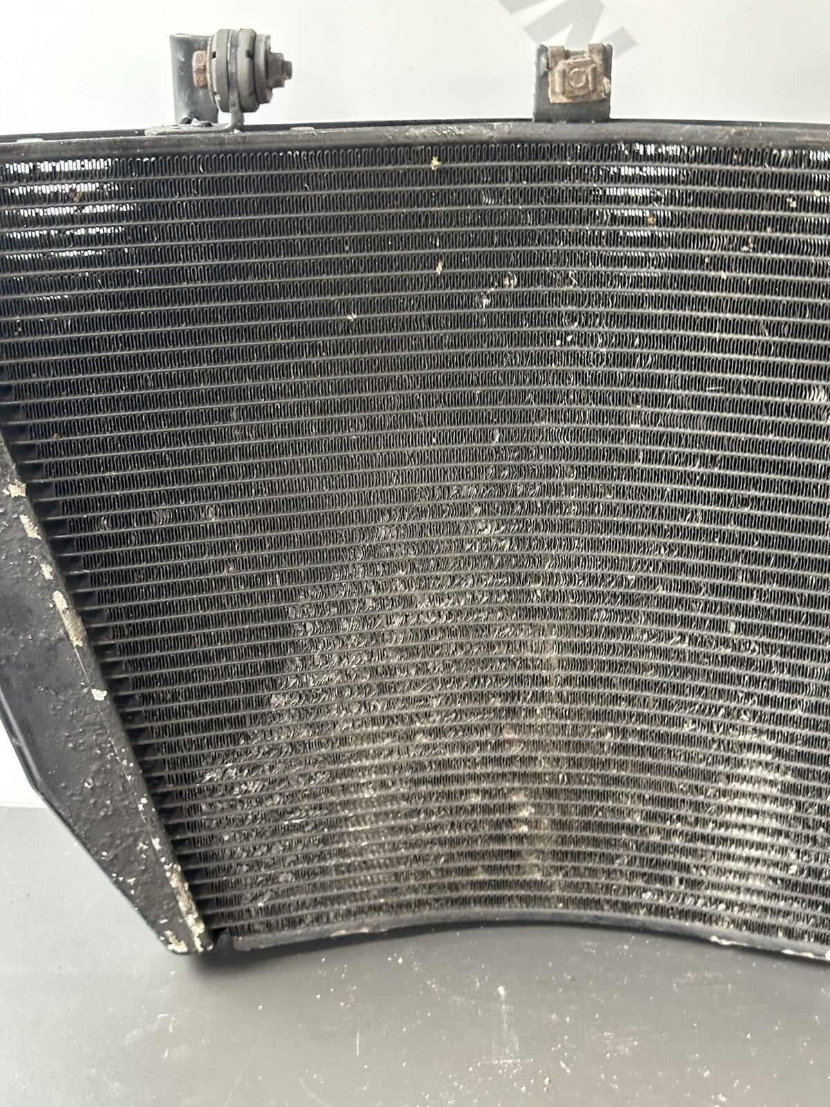 Suzuki GSXR 1000 Radiator Coolant Rad 2009-2016 Only 33,787 Miles OEM Radiator