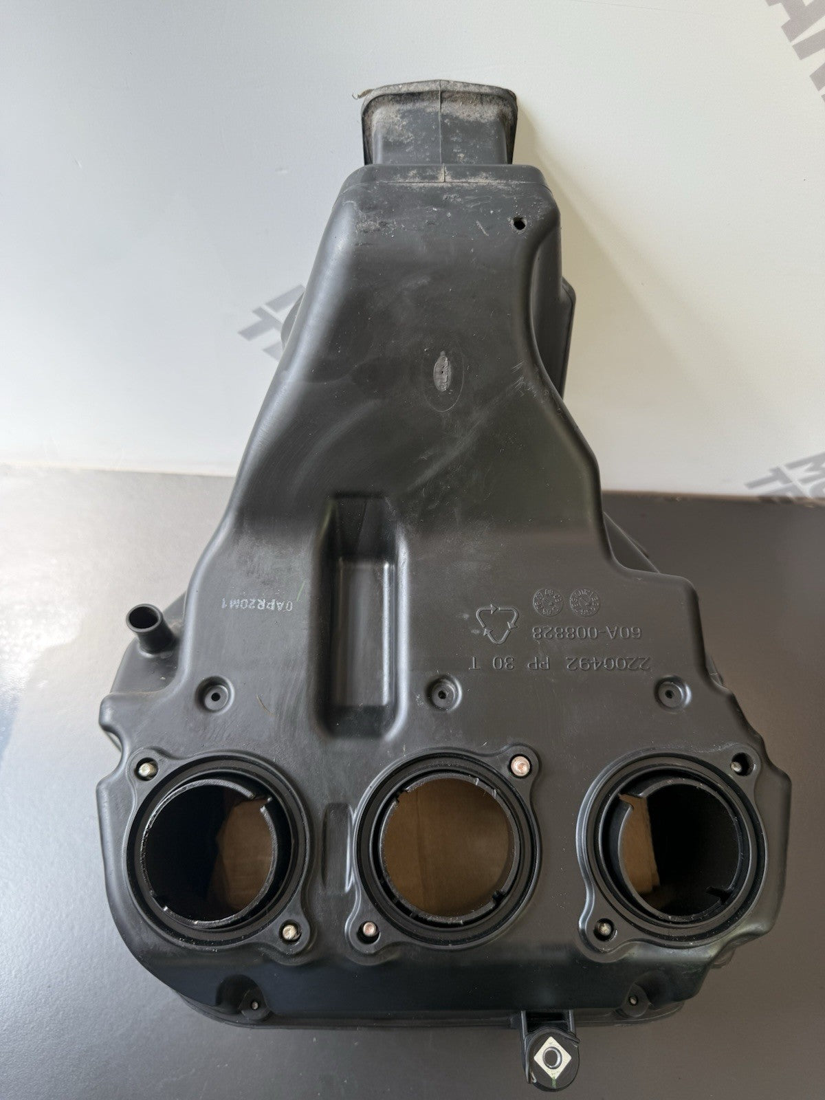 TRIUMPH STREET TRIPLE 675R Air Box Triumph Street Triple 675R 2010 SPARES/REPAIR