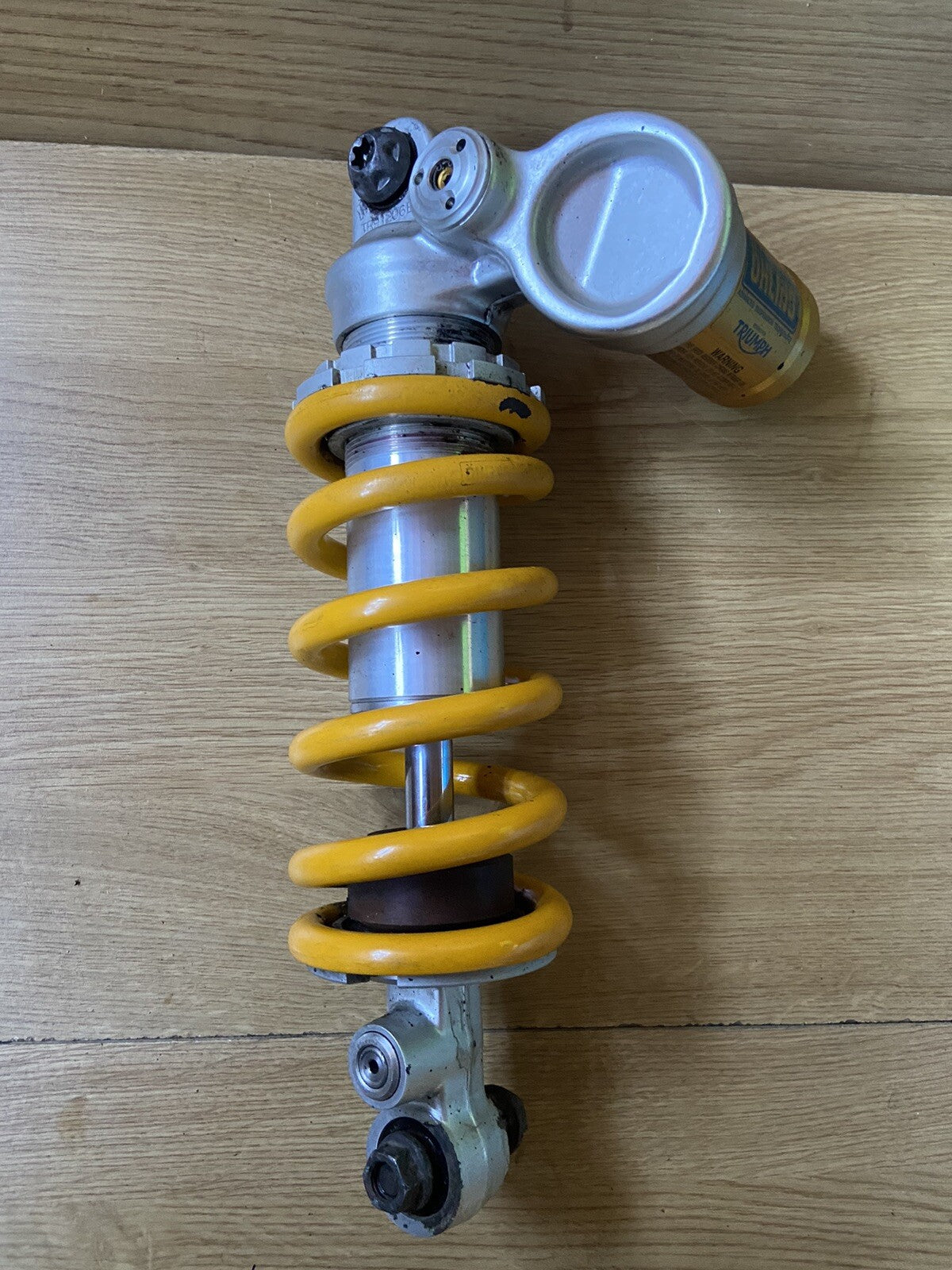 TRIUMPH STREET TRIPLE 765 RS OHLINS REAR SHOCK 2017-2019 OHLINS SHOCK UK ONLY