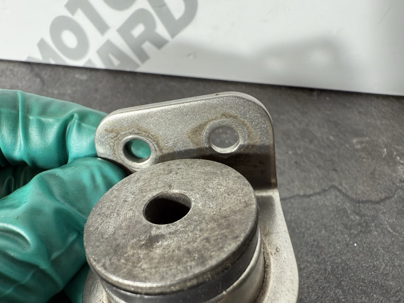 82cbd579-e64f-472f-ac1e-1d802d135f9e