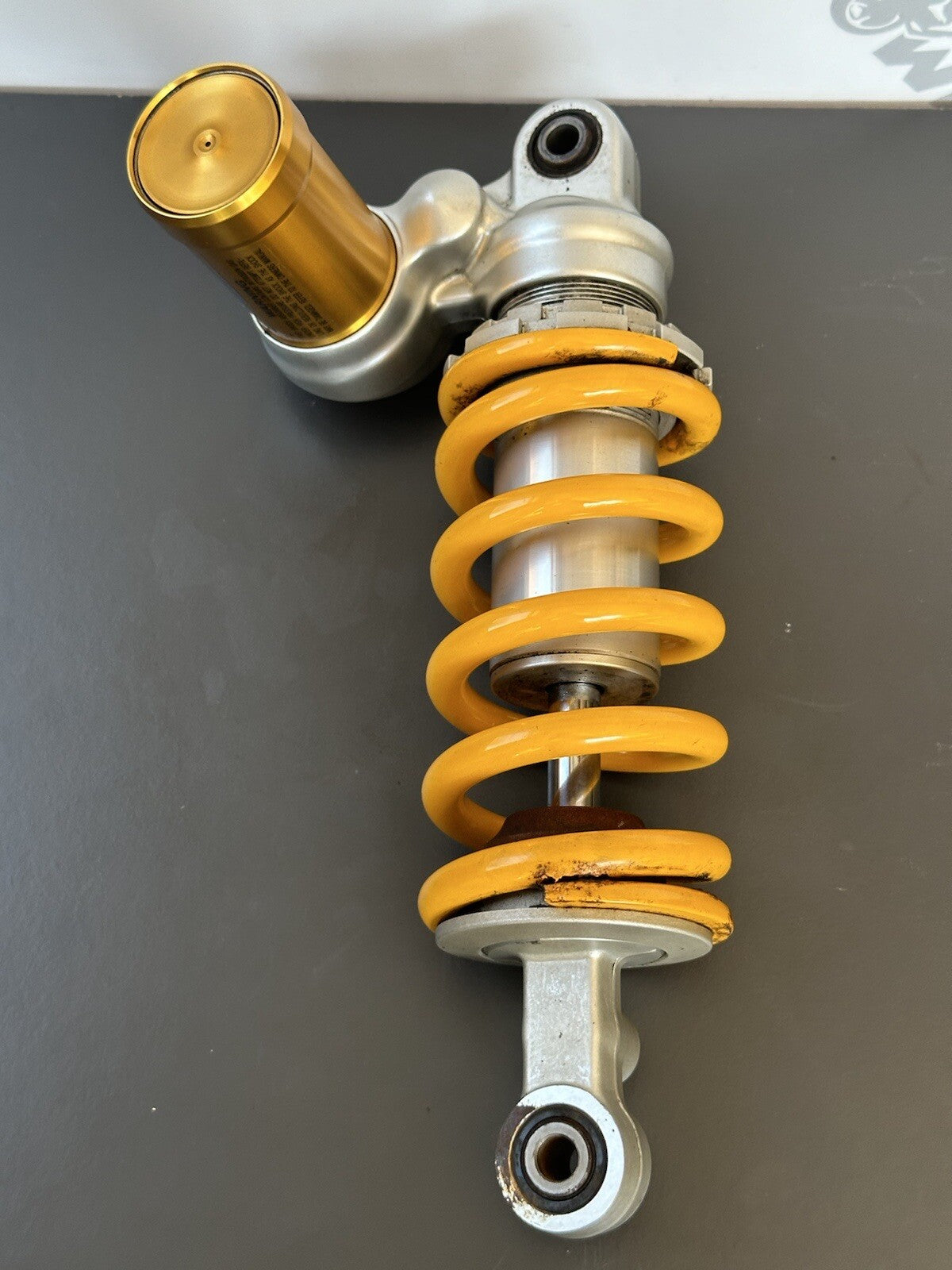 TRIUMPH STREET TRIPLE 765 RS OHLINS REAR SHOCK 2019 - *UK ONLY* 8126m Ohlins