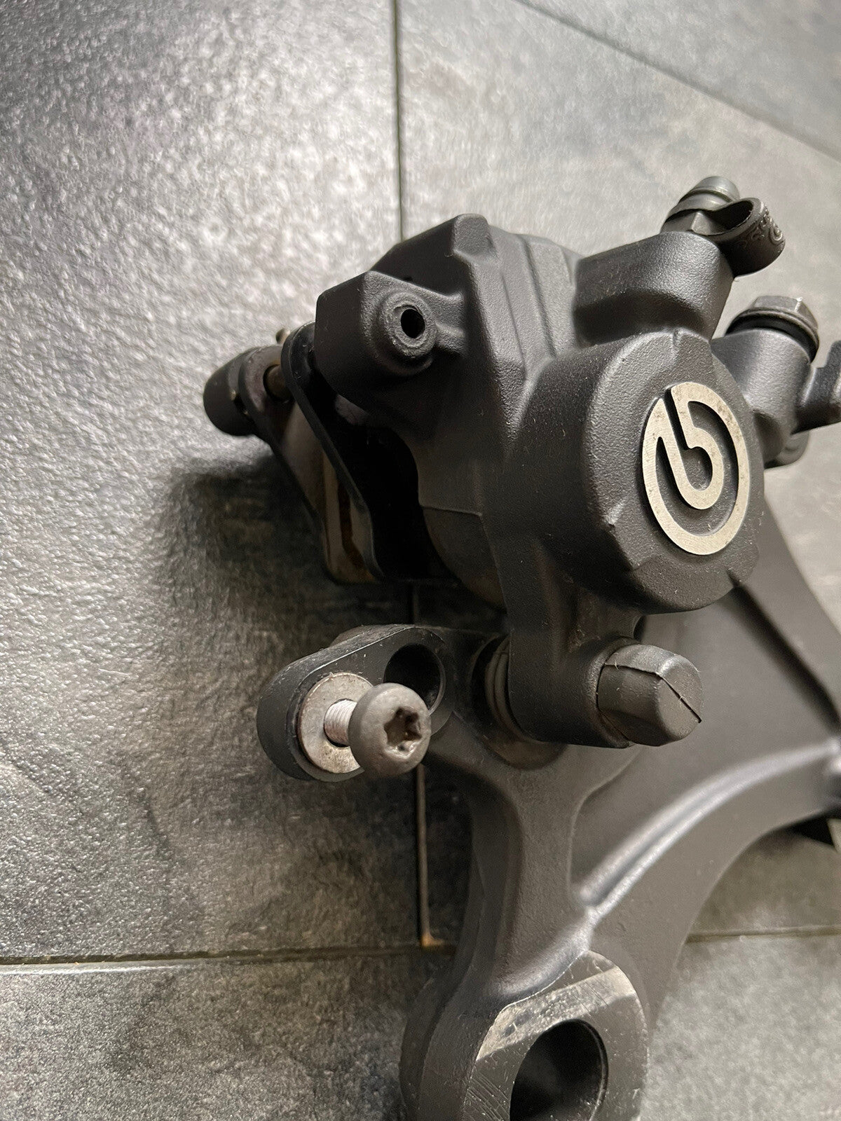 Triumph Street Triple 765 RS 2017-2019 BREMBO Rear Brake Caliper & Pads 2018 OEM
