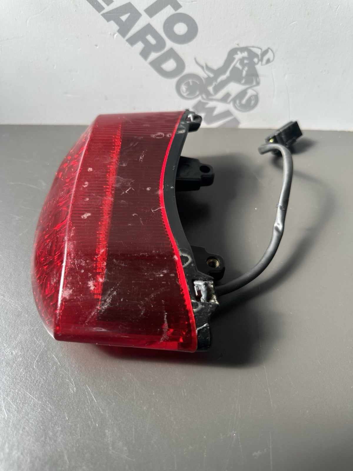 TRIUMPH STREET TRIPLE 675 675R BRAKE TAIL LIGHT - REAR LIGHT BRAKE LIGHT 2007-11