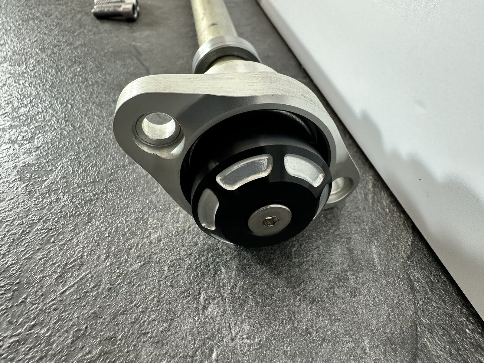 Triumph Street Triple 765 RS 2022 Swingarm Spindle Axle 2751 Miles 2020-2023 OEM