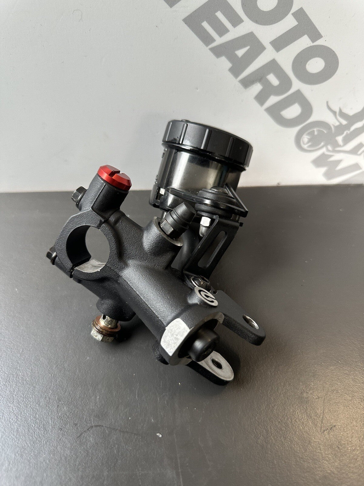 Aprilia Tuono V4 1100 Factory 2017 BREMBO Brake Mastercylinder 9105 Miles RSV4