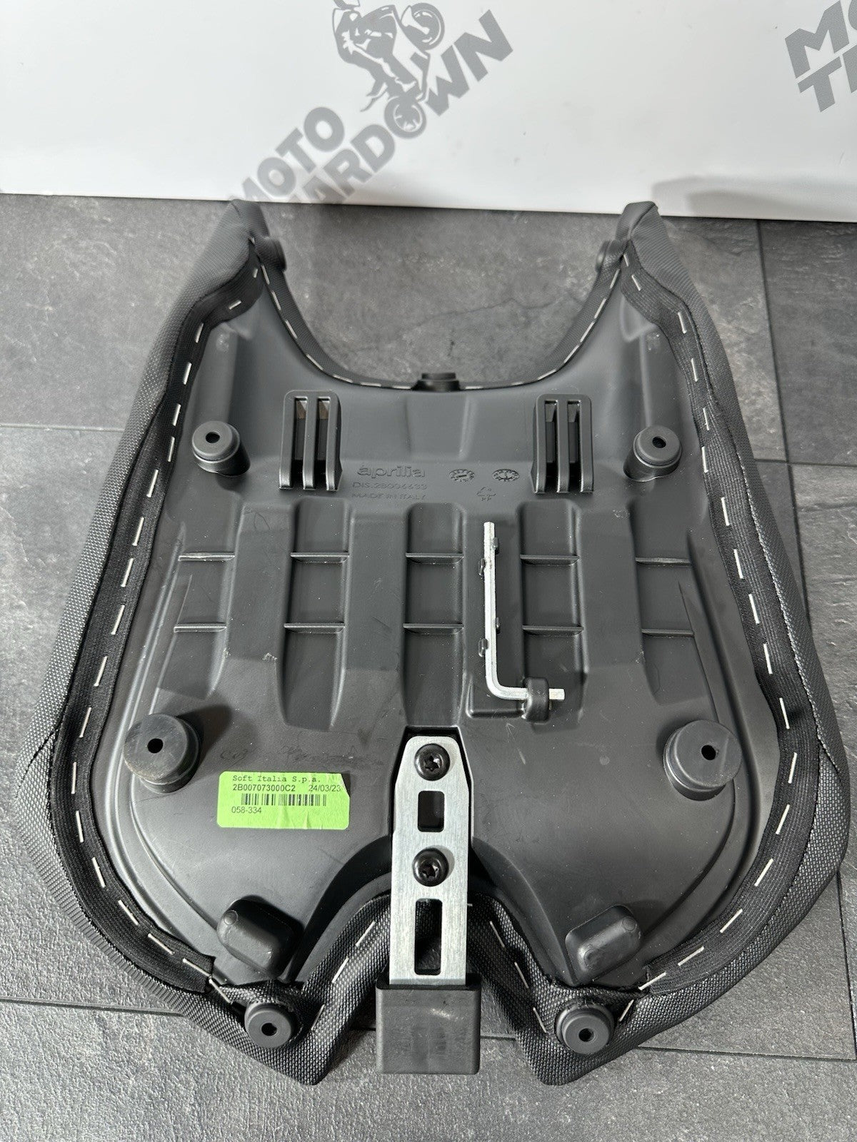 Aprilia RS660 2021 Seat Riders Seat Solo BLACK Only 6220 Miles 2022-2025 OEM