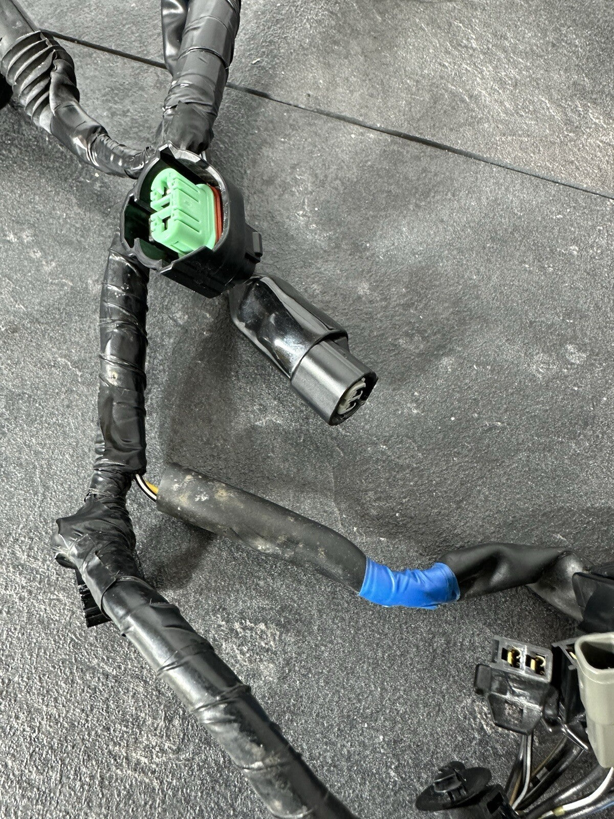 Suzuki GSXR 1000 2014 Headlight Wiring Loom Harness Front 22774 Miles 2009-2016